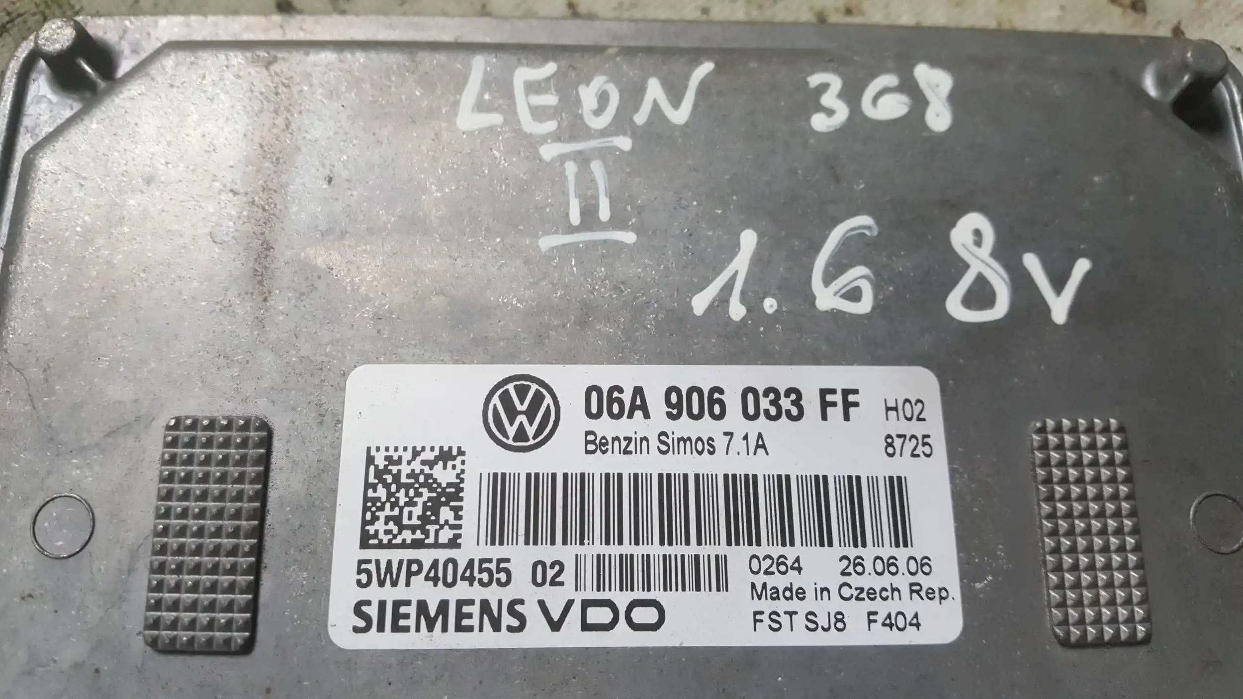 KOMPUTER 06A906033FF 5WP404552 ZESTAW IMMO SEAT LEON II 1.6 8V 05-