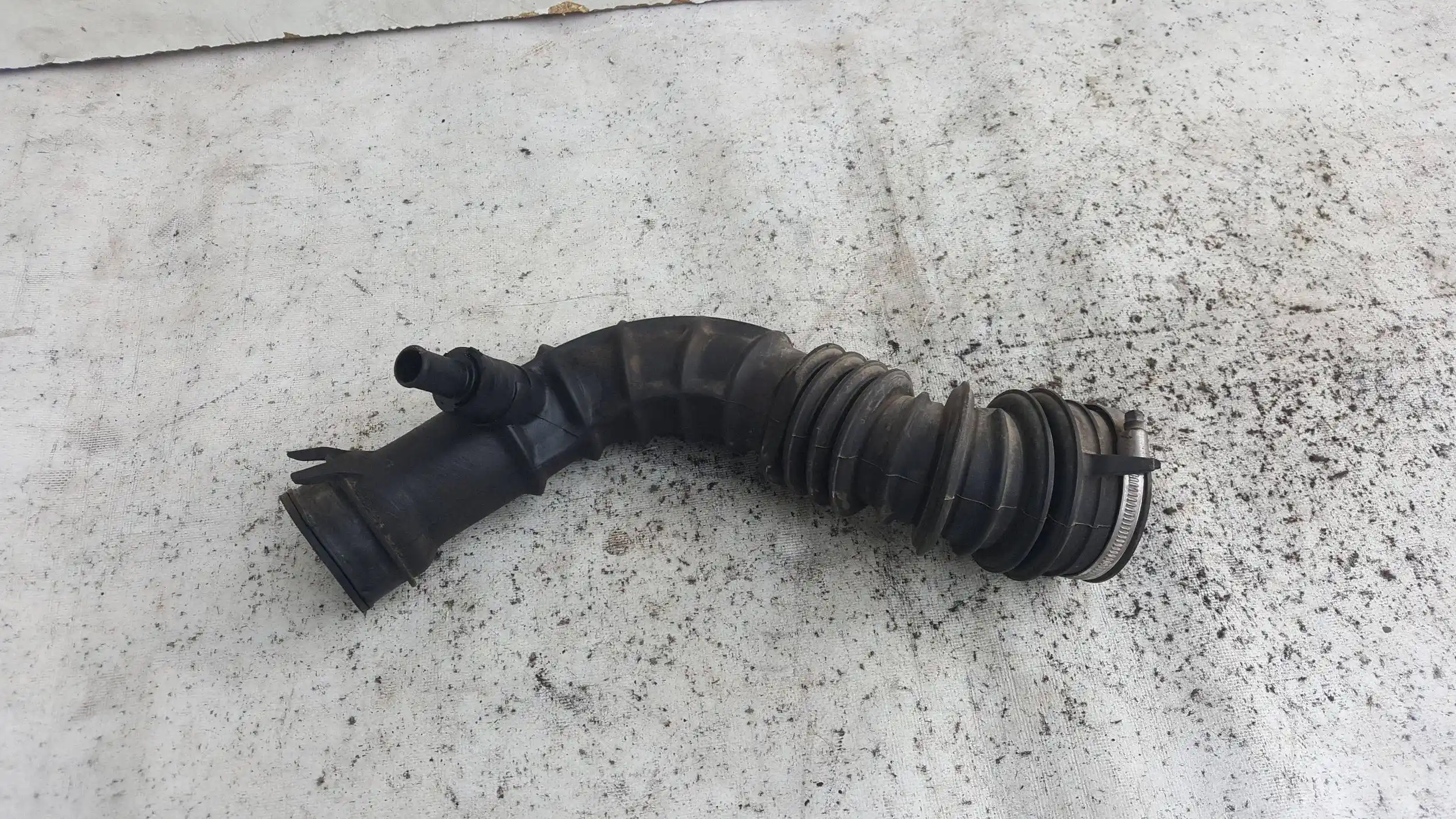 DOLOT WĄŻ RURA 178800N020 TOYOTA COROLLA E12 1.4 D4D 01-