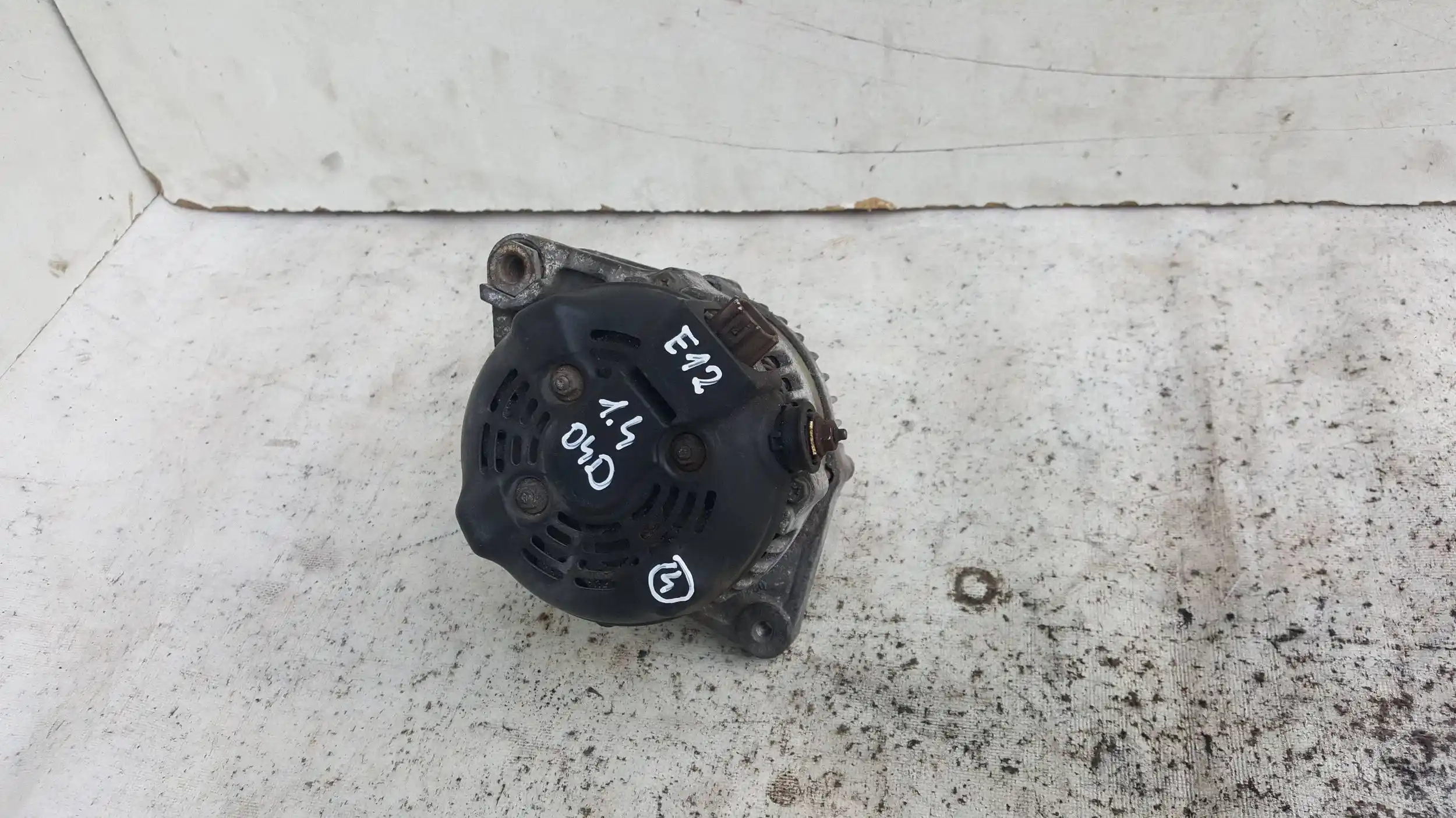 ALTERNATOR 2706033071 1042104101 TOYOTA COROLLA E12 1.4 D4D 01-