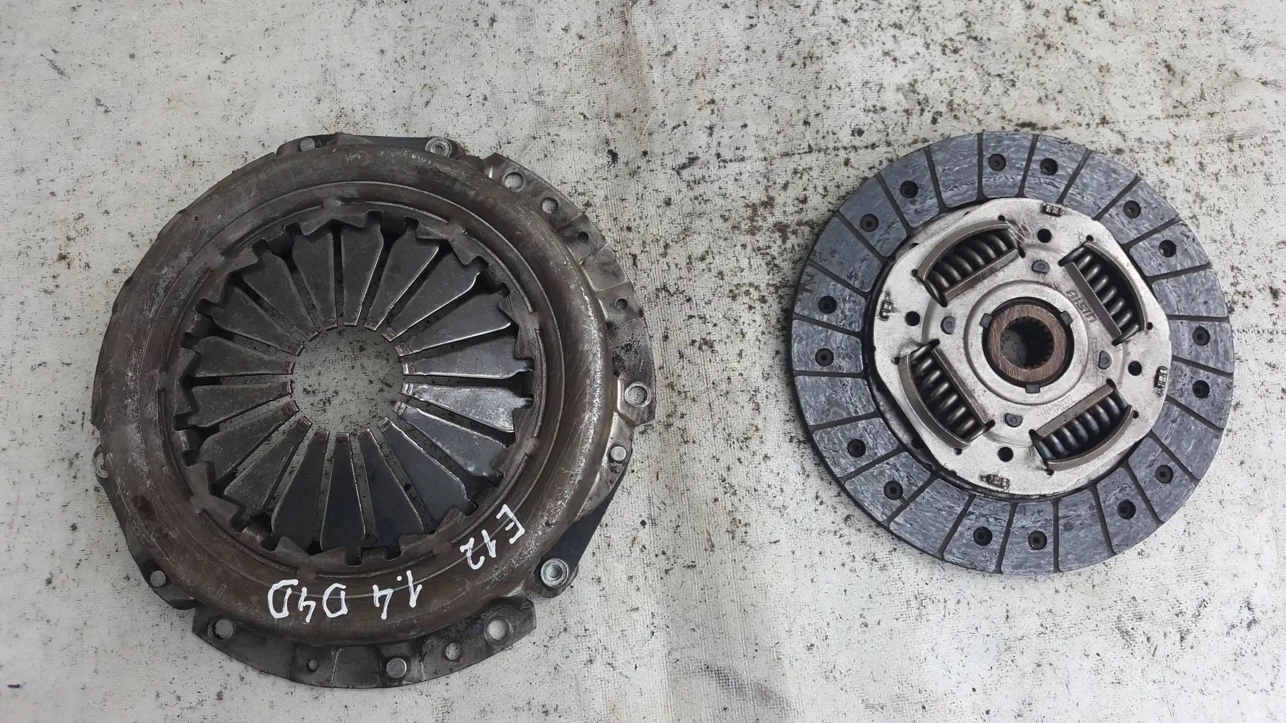 SPRZĘGŁO TARCZA DOCISK TOYOTA COROLLA E12 1.4 D4D 01-