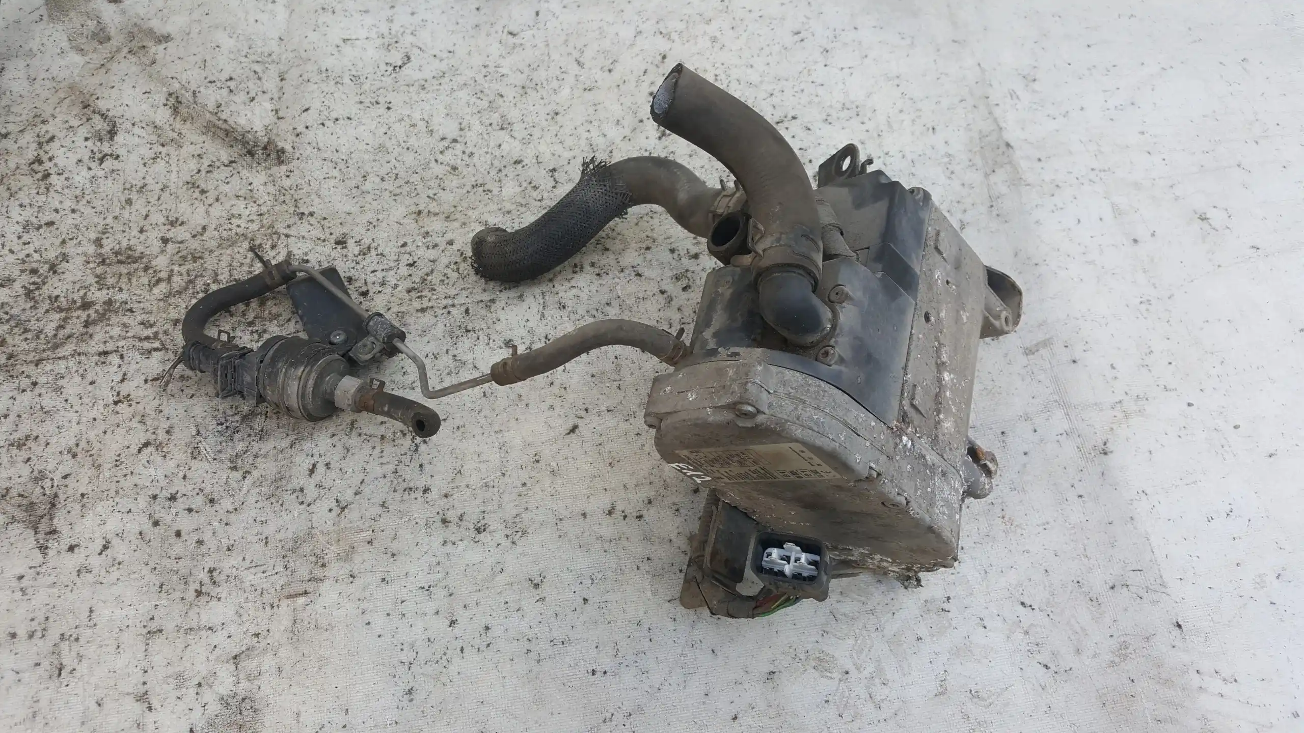 WEBASTO OGRZEWANIE POSTOJOWE 252356 135747FA TOYOTA COROLLA E12 01-