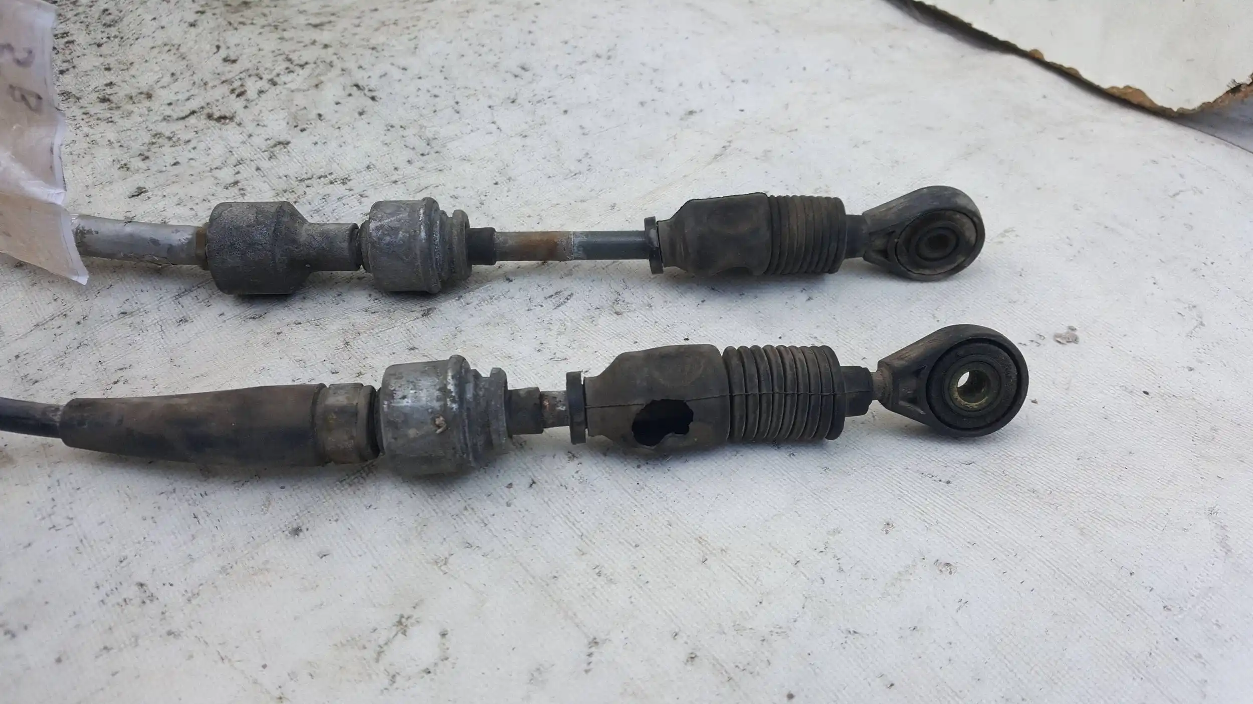 LINKI ZMIANY BIEGÓW WYBIERAK 5 BIEGÓW TOYOTA COROLLA E12 1.4 D4D 01-
