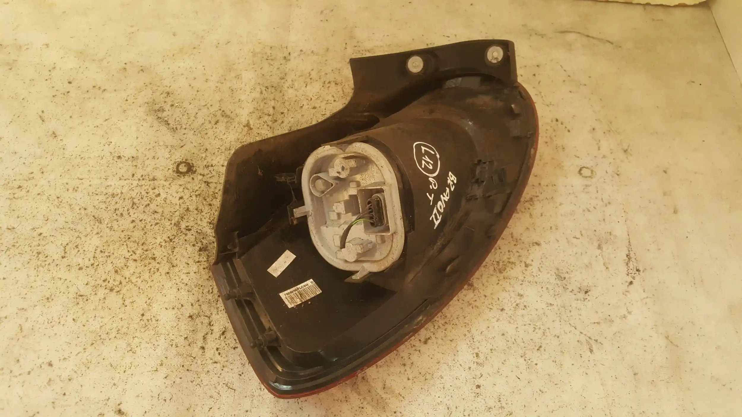 LAMPA PRAWY TYŁ TYLNA FIAT BRAVO II 07-10