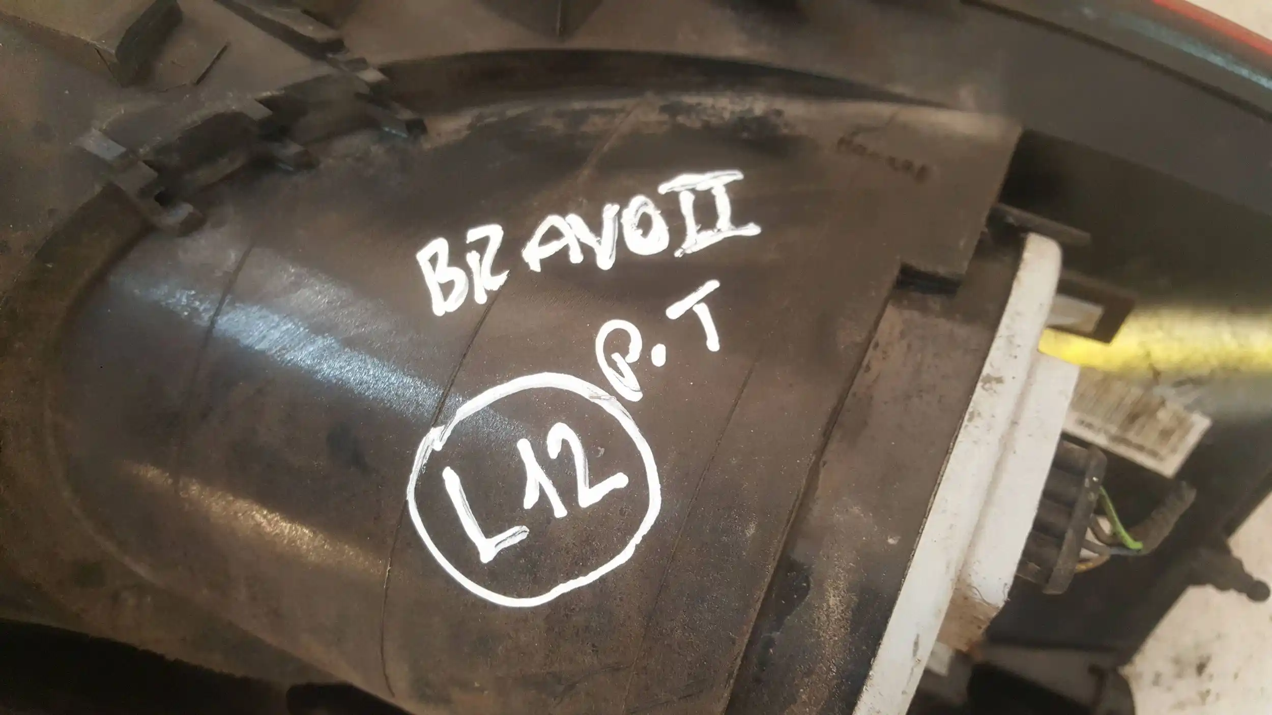 LAMPA PRAWY TYŁ TYLNA FIAT BRAVO II 07-10