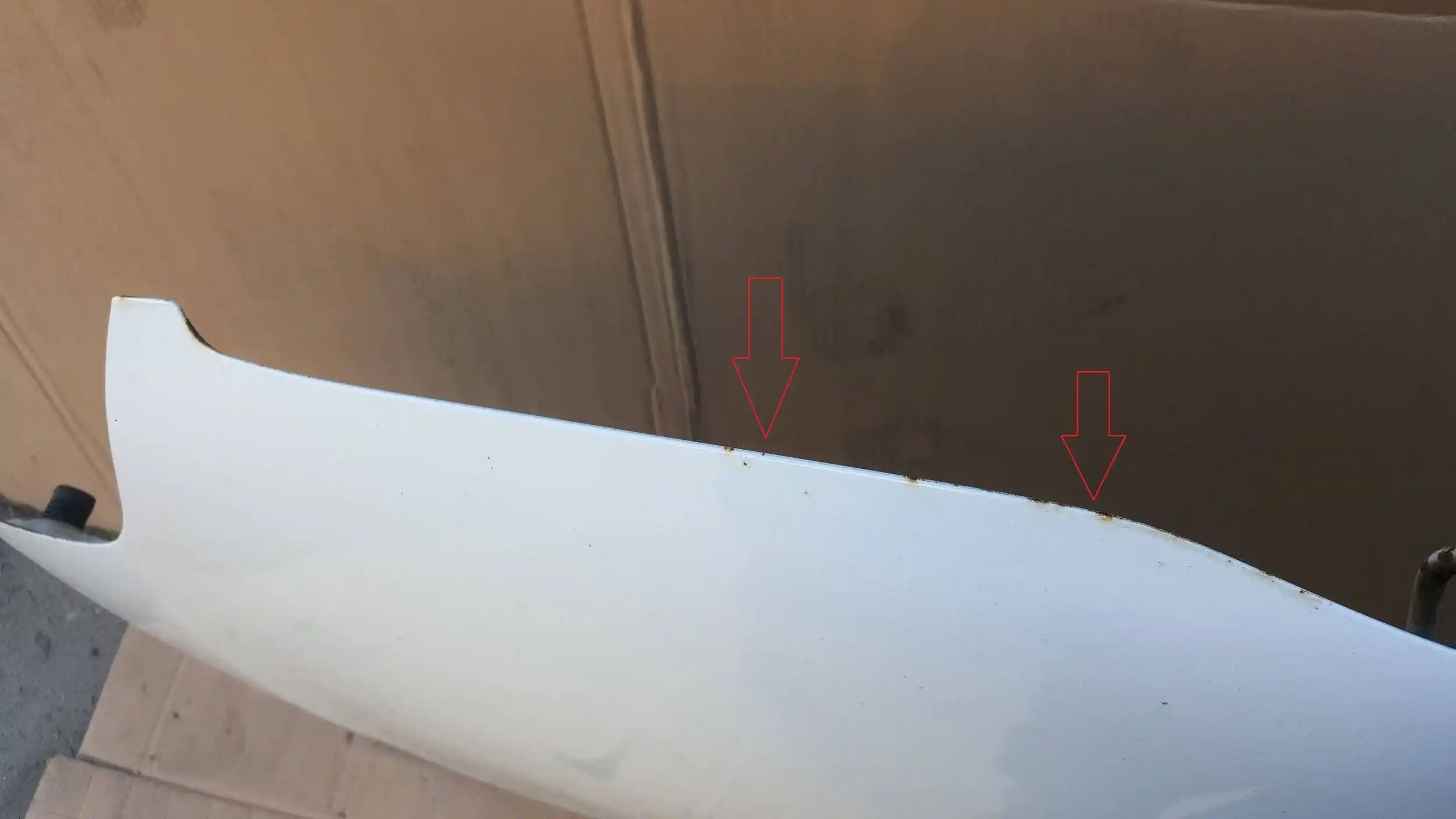 MASKA POKRYWA PRZÓD PRZEDNIA TOYOTA COROLLA E12 01- LAK. 040