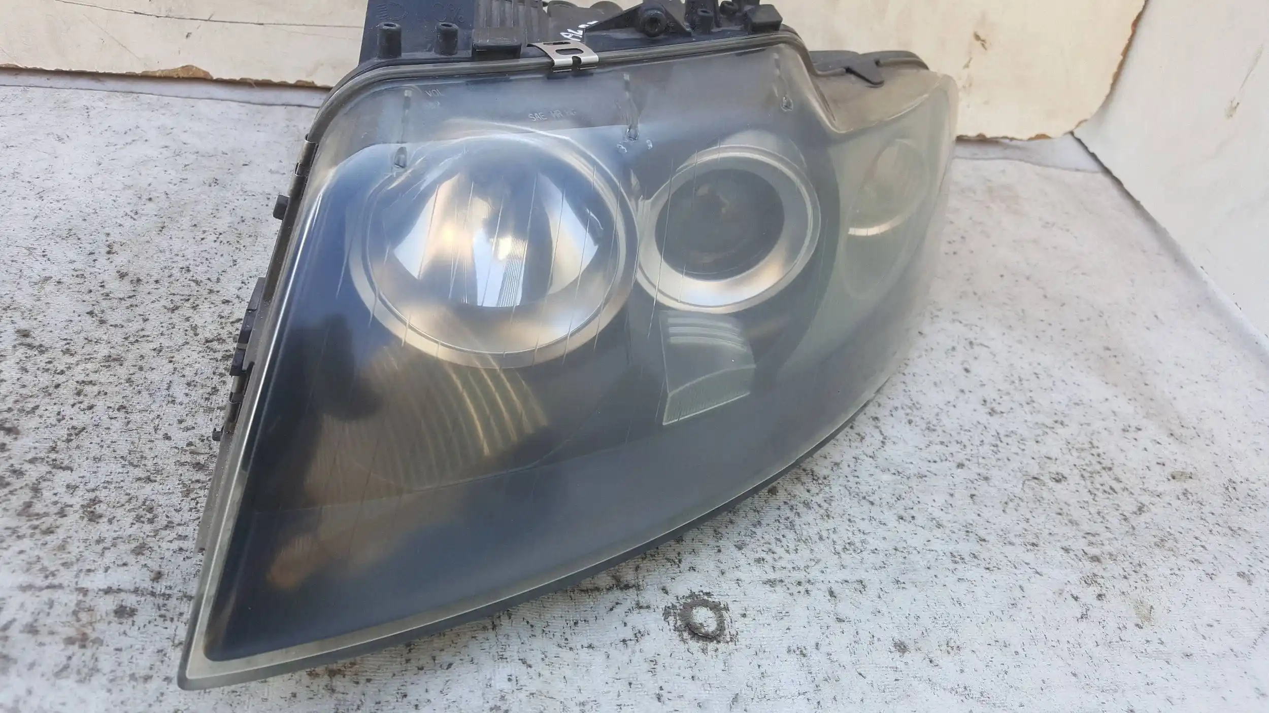 LAMPA LEWY PRZÓD PRZEDNIA AUDI A4 B6 CABRIO 00-