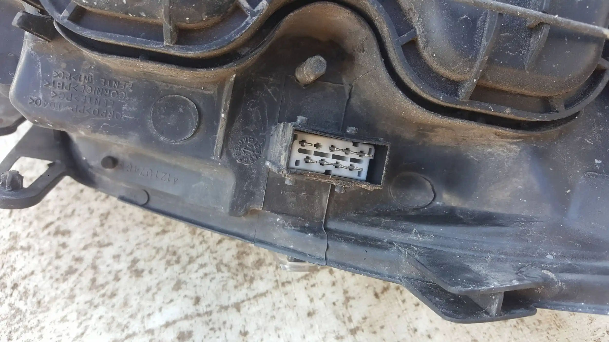 LAMPA LEWY PRZÓD PRZEDNIA CITROEN C3 I 02-09