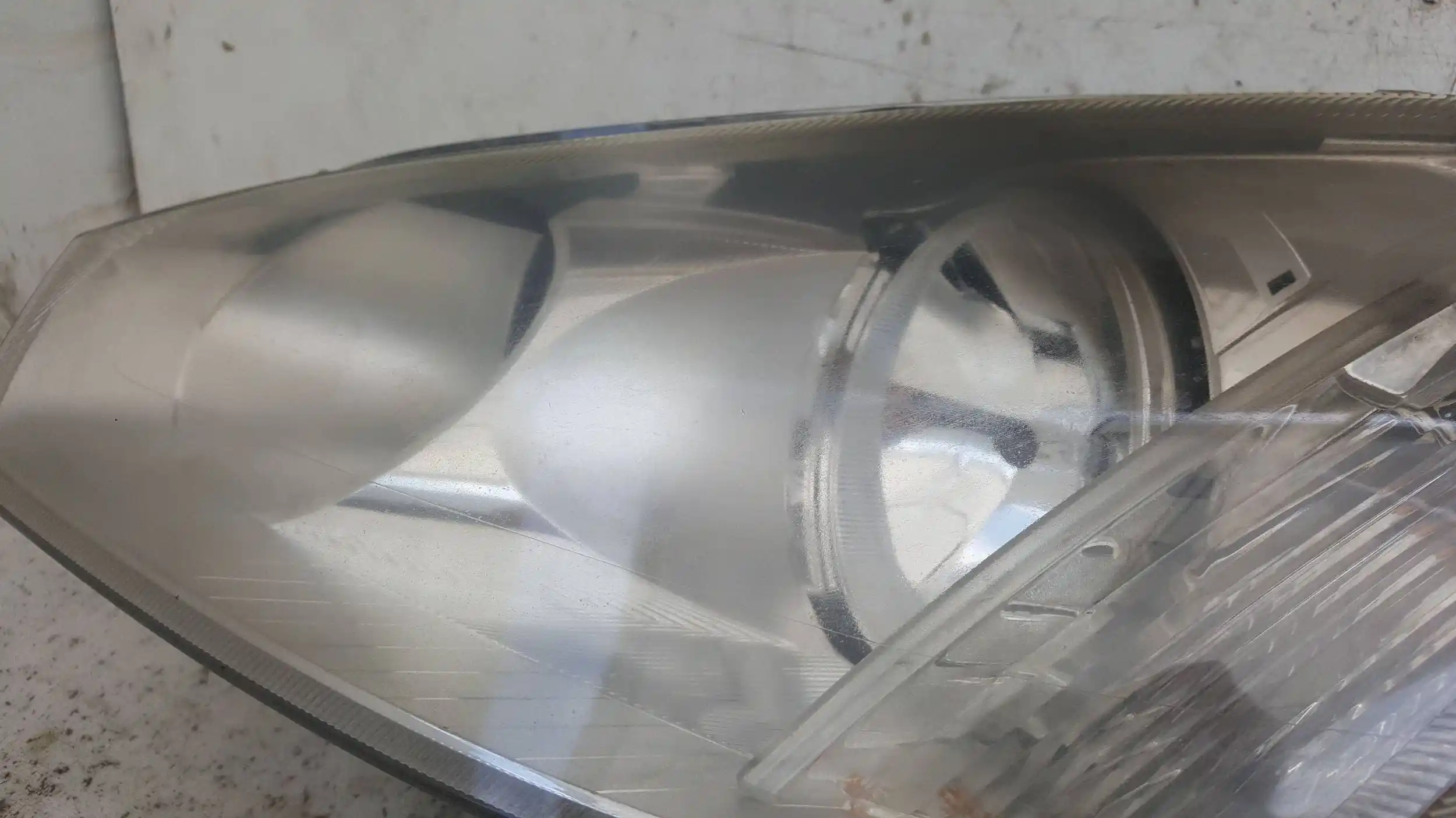 LAMPA LEWY PRZÓD PRZEDNIA 7M5113W030AA FORD C MAX MK1 LIFT 06-10