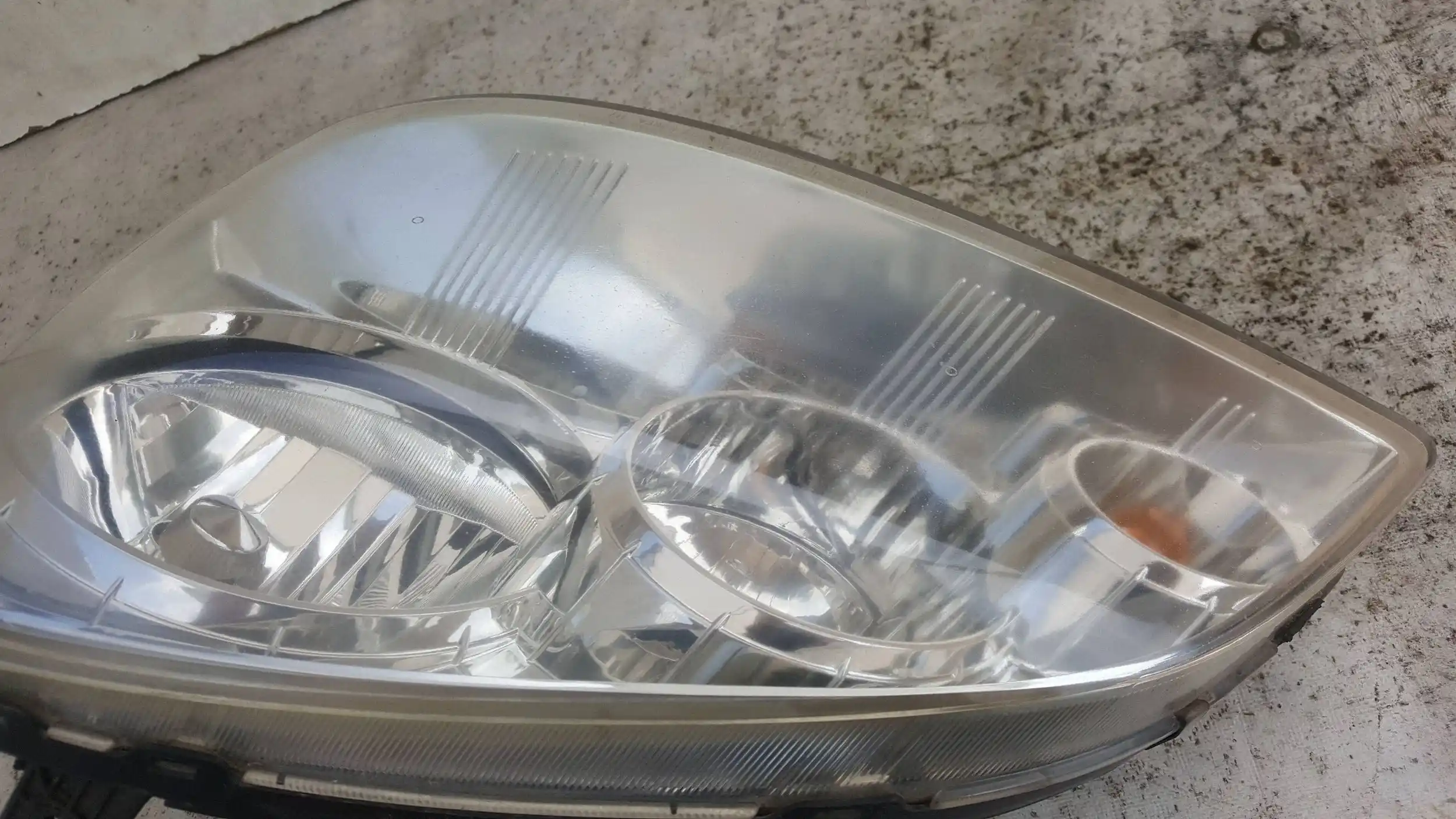 LAMPA LEWY PRZÓD PRZEDNIA CHEVROLET LACETTI NUBIRA III J200 03-