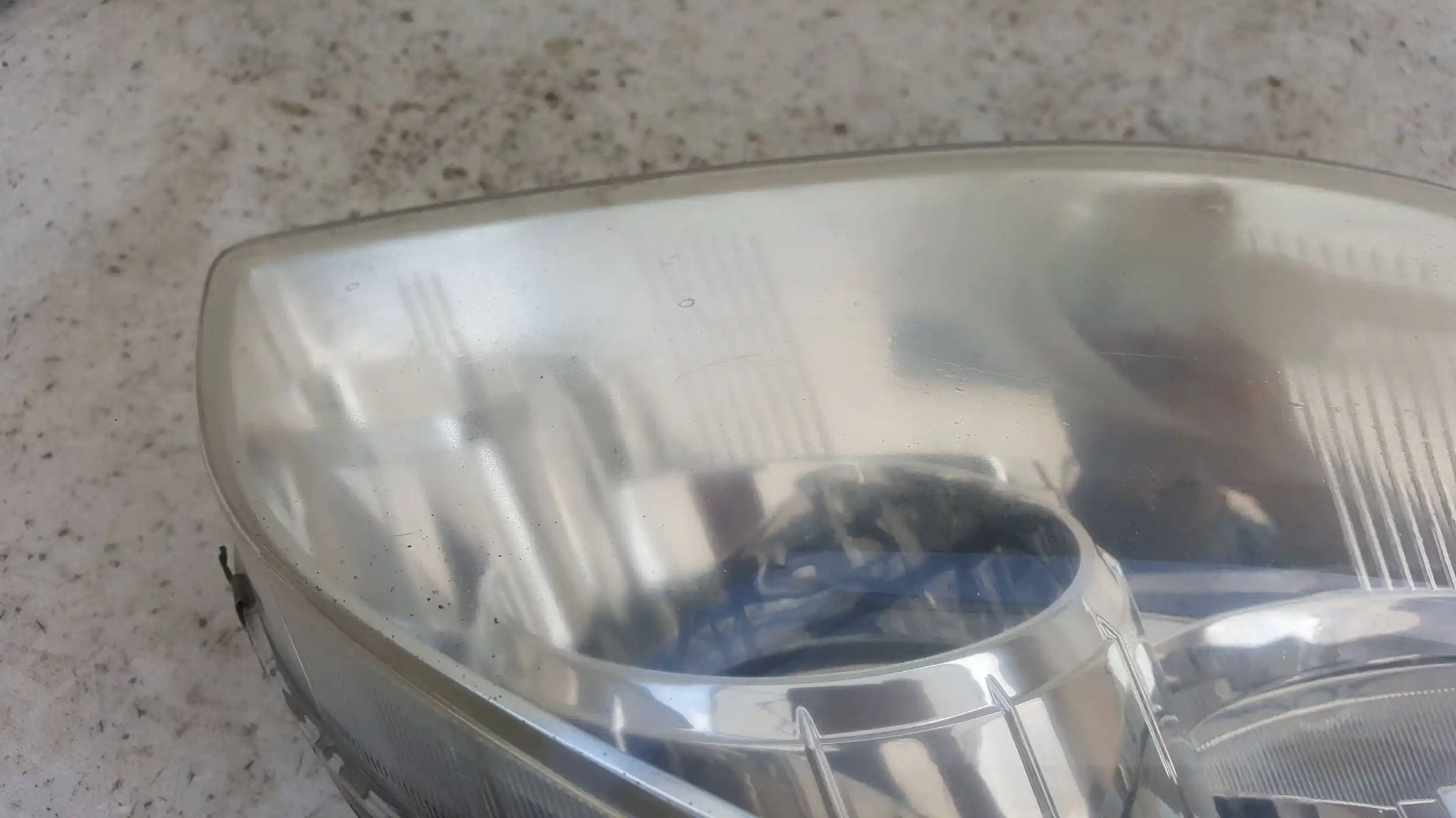 LAMPA PRAWY PRZÓD PRZEDNIA CHEVROLET LACETTI NUBIRA III J200 03-