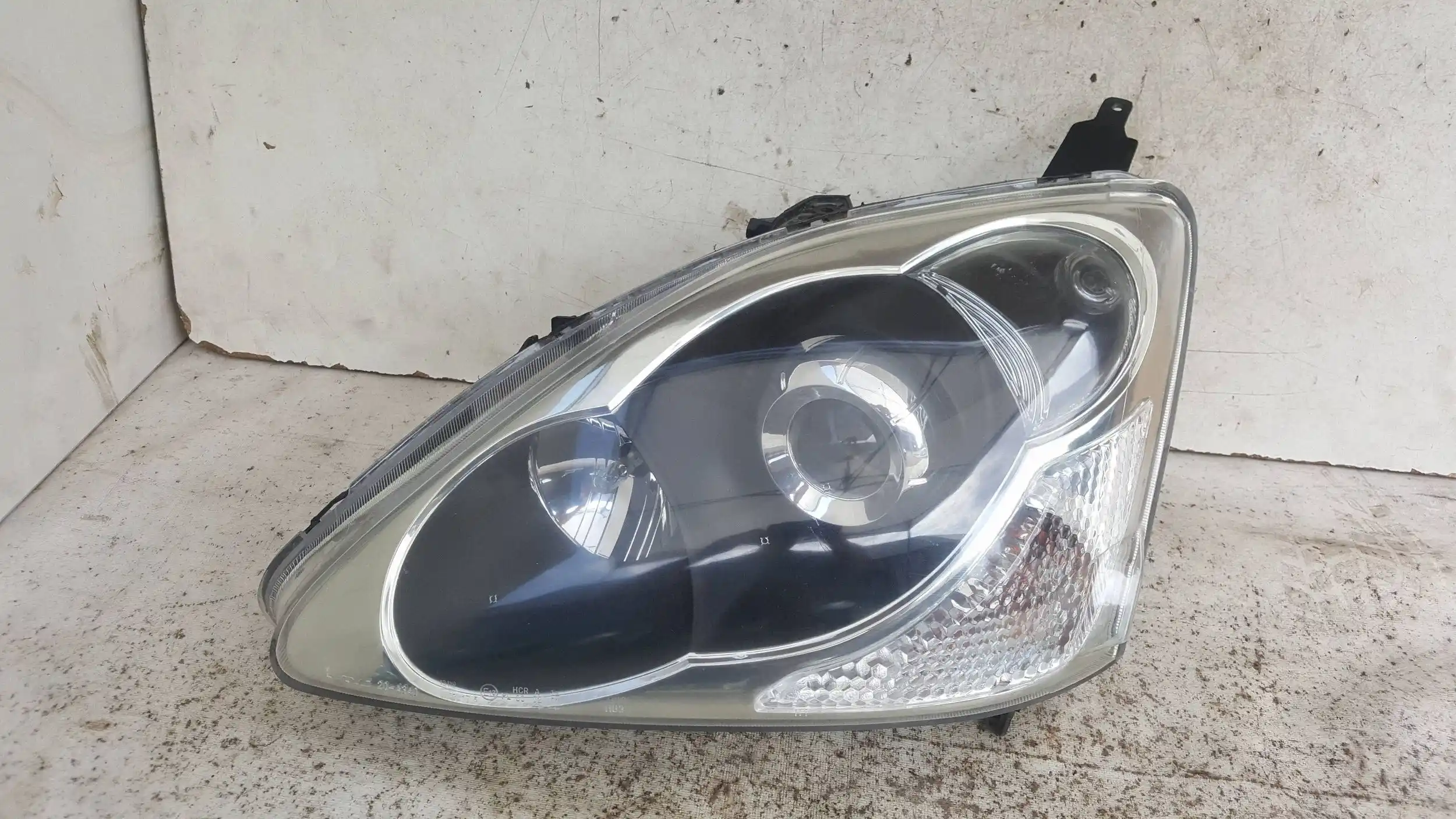 LAMPA LEWY PRZÓD PRZEDNIA TYC HONDA CIVIC VII HB LIFT 04-06