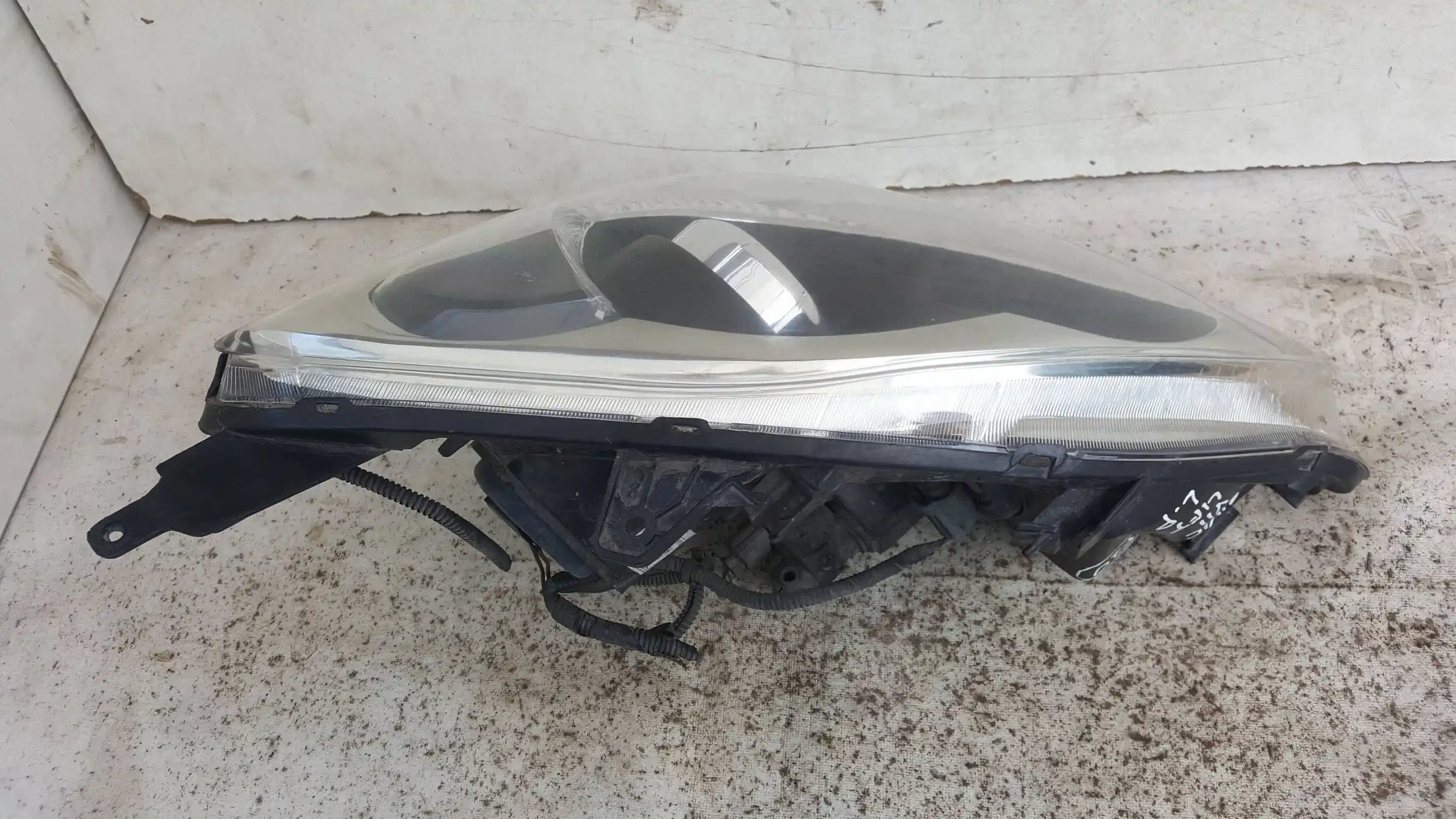 LAMPA LEWY PRZÓD PRZEDNIA TYC HONDA CIVIC VII HB LIFT 04-06