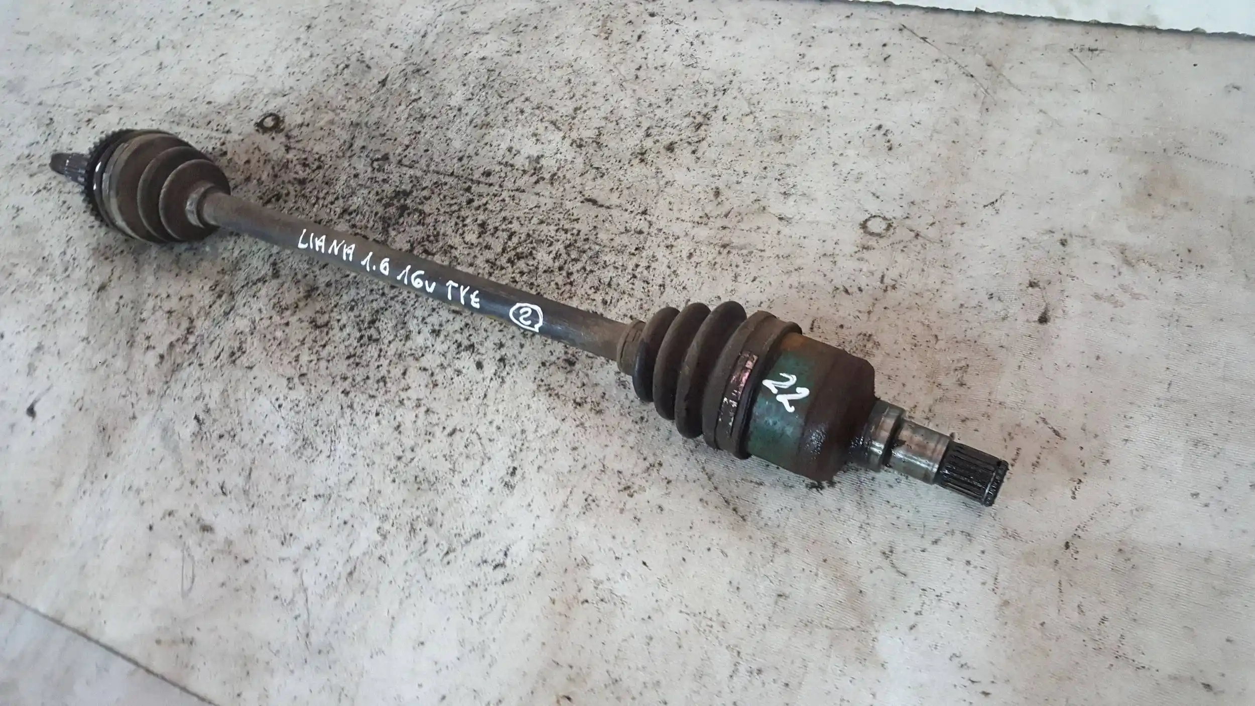 PÓŁOŚ TYŁ TYLNA 23/22Z SUZUKI LIANA 4X4 1.6 16V