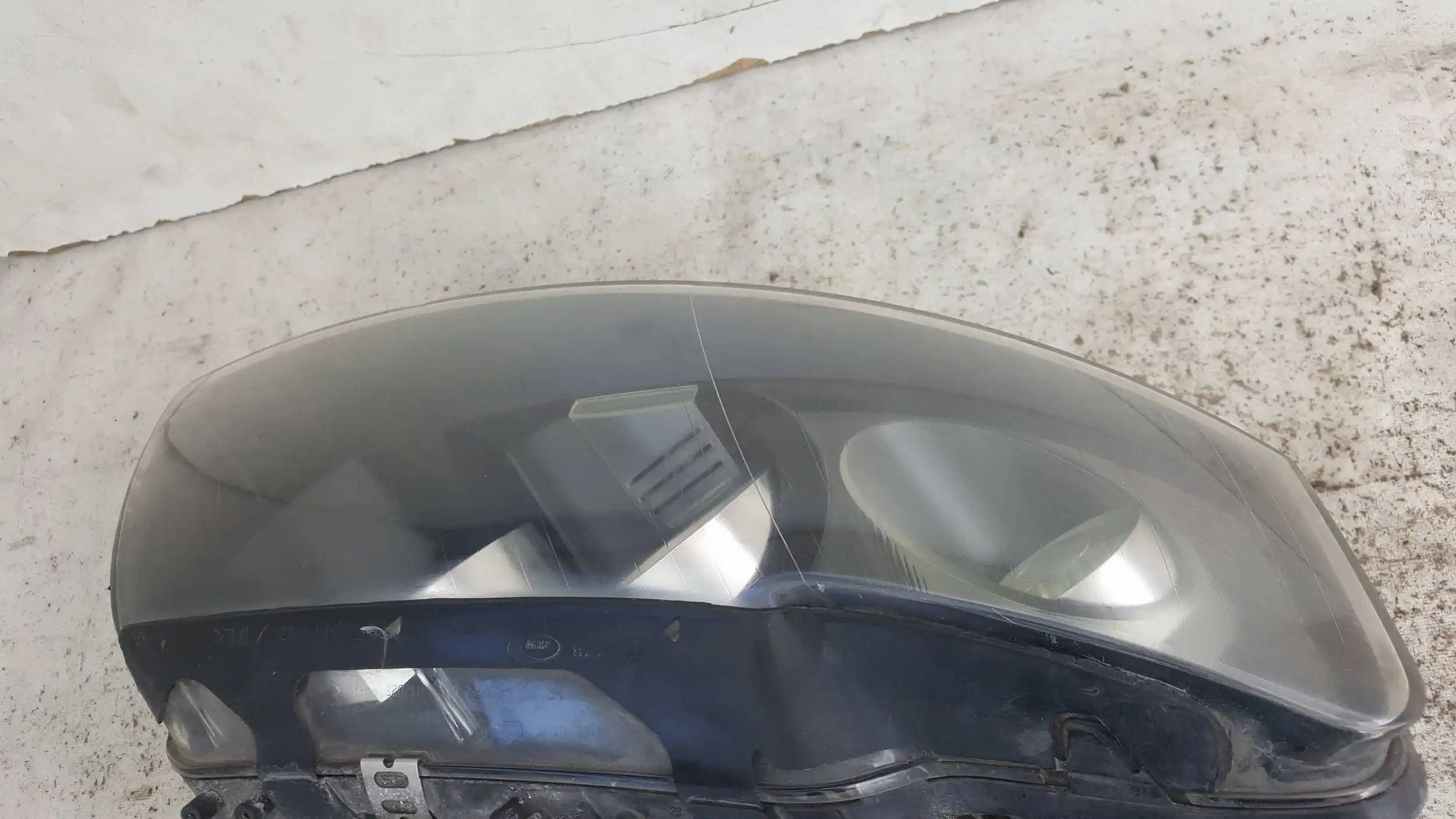 LAMPA PRAWY PRZÓD PRZEDNIA AUDI A4 B6 CABRIO 00-