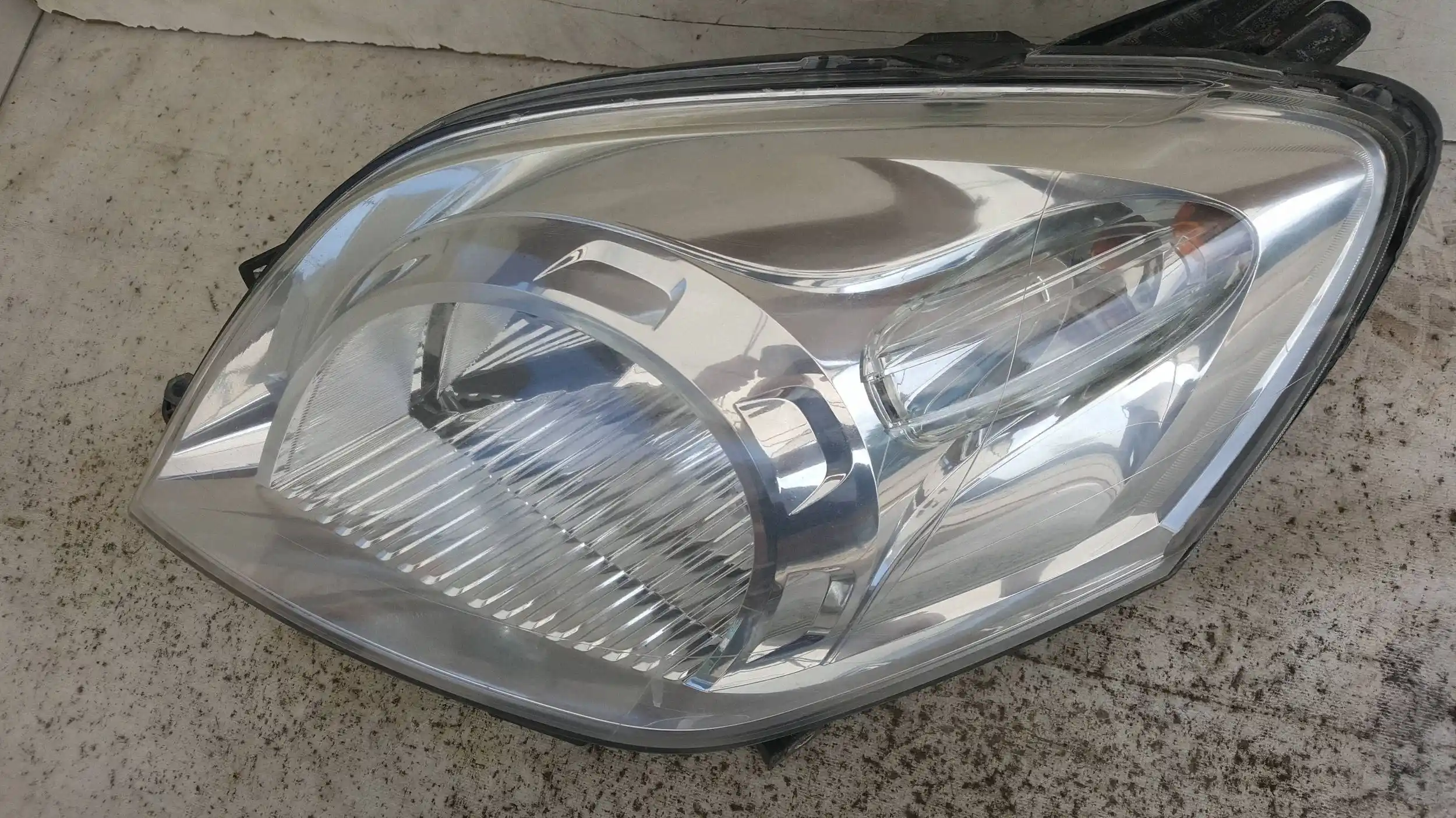 LAMPA LEWY PRZÓD PRZEDNIA 45570383 PEUGEOT BIPPER FIORINO III QUBO 07-17