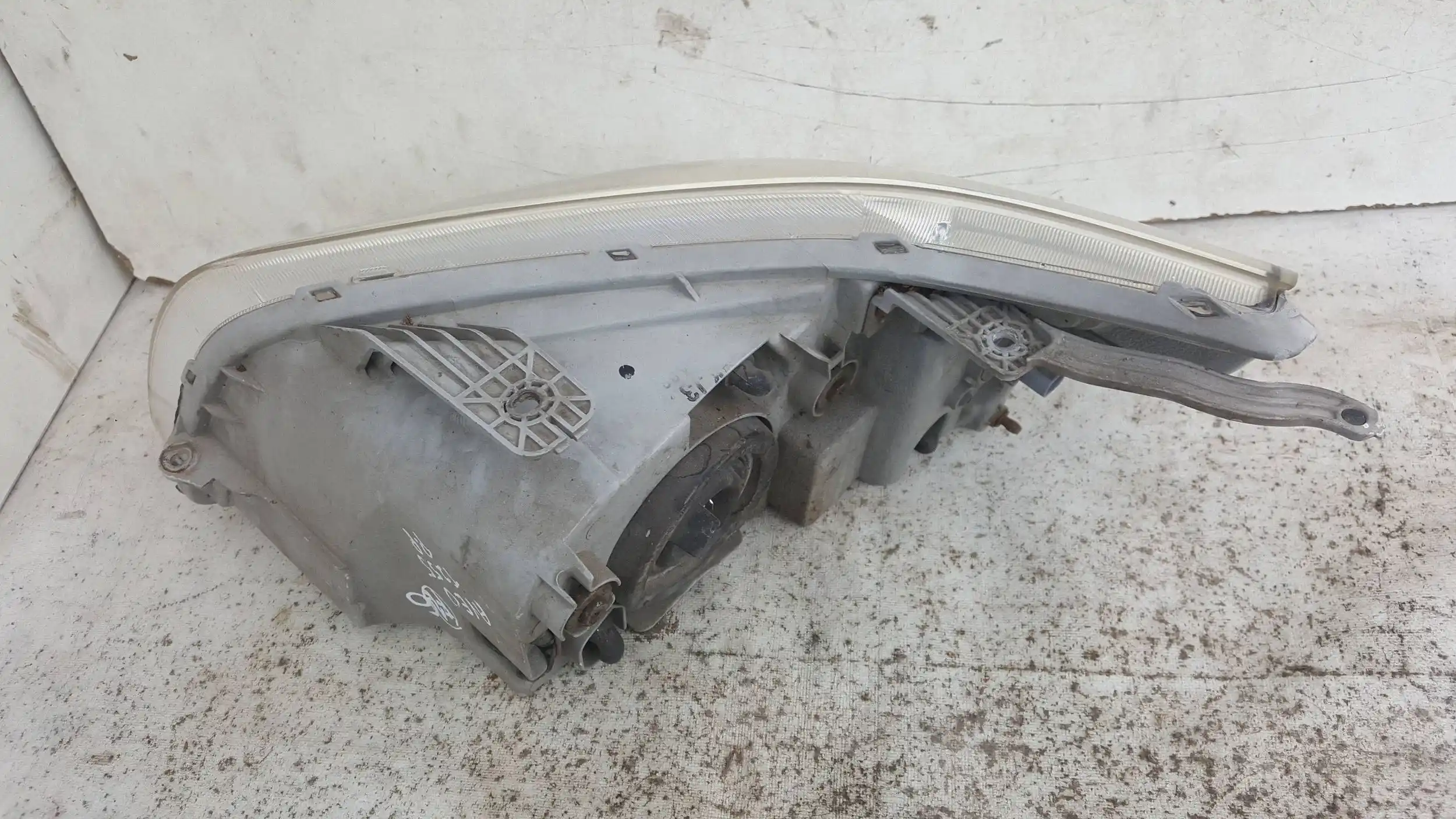 LAMPA PRAWY PRZÓD PRZEDNIA CHEVROLET AVEO T250 LIFT T255 07-12