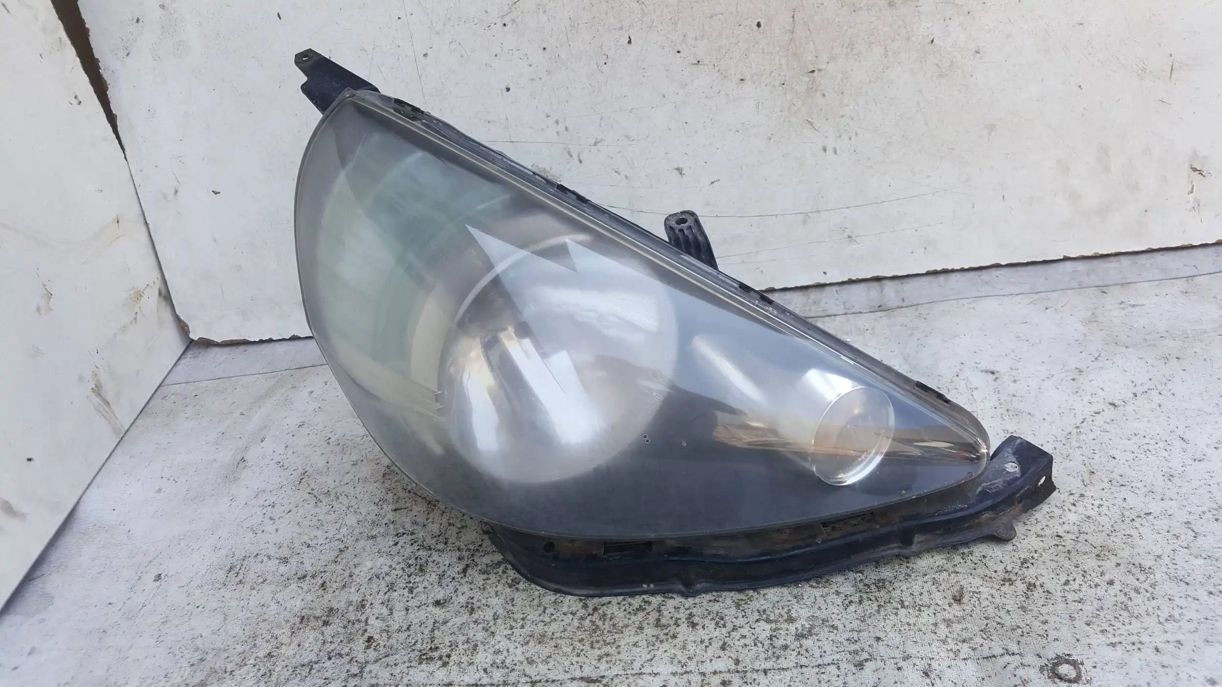 LAMPA PRAWY PRZÓD PRZEDNIA HONDA JAZZ II 02-