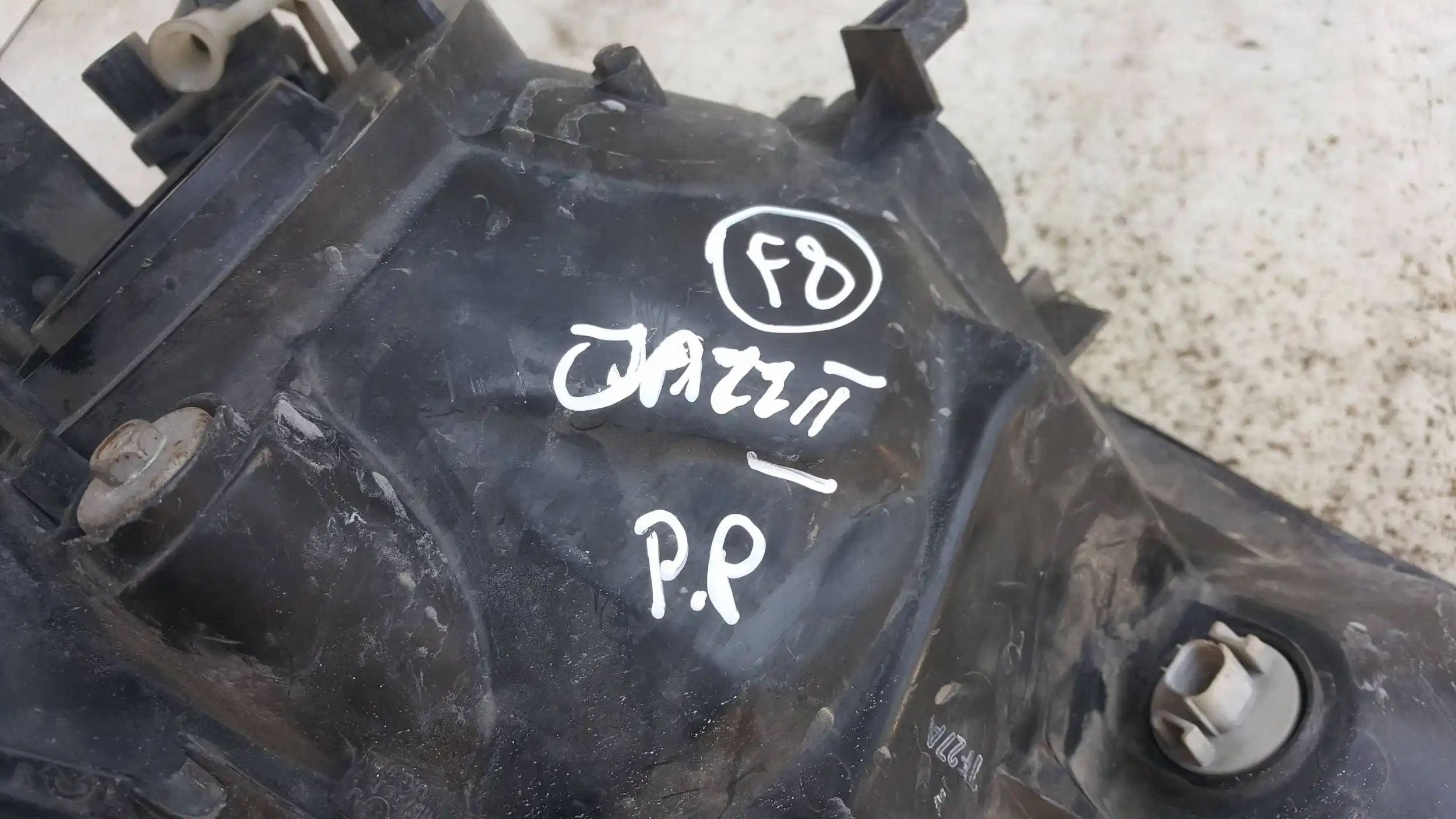 LAMPA PRAWY PRZÓD PRZEDNIA HONDA JAZZ II 02-
