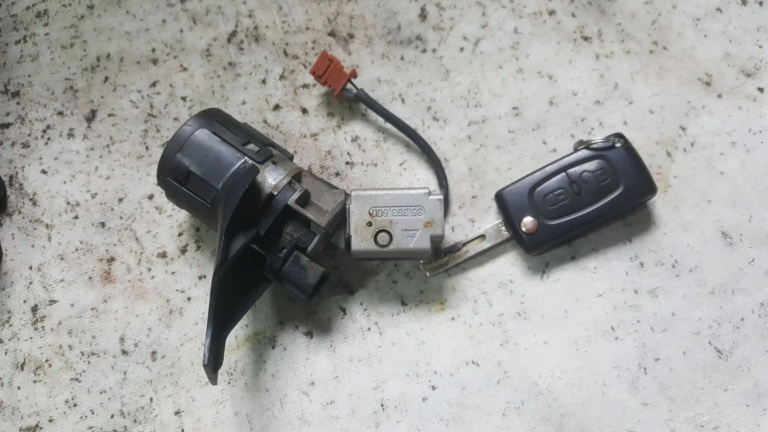 KOMPUTER 9663306680 ZESTAW IMMO PEUGEOT 207 1.4 8V 06