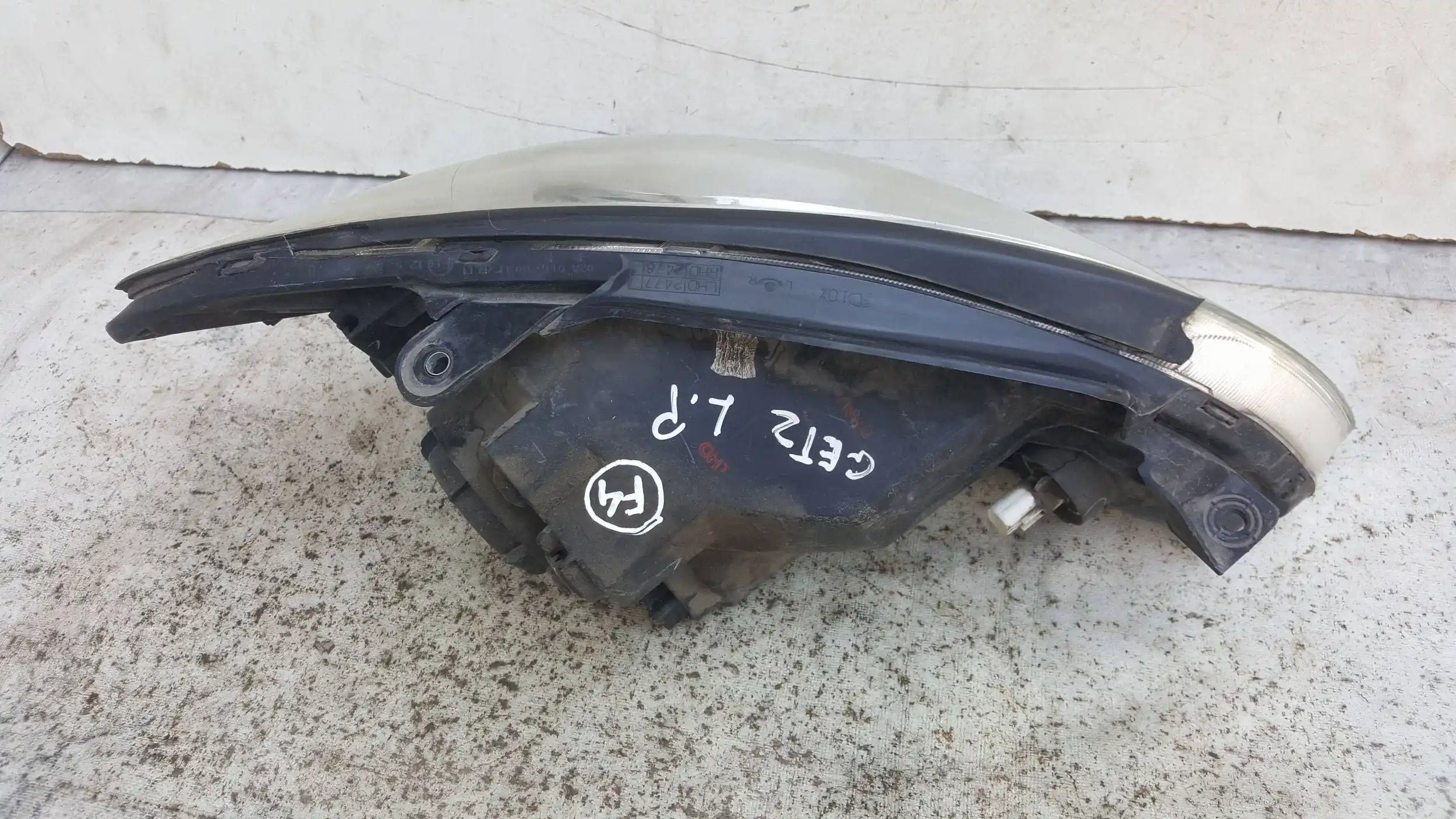 LAMPA LEWY PRZÓD PRZEDNIA HYUNDAI GETZ LIFT 05-11