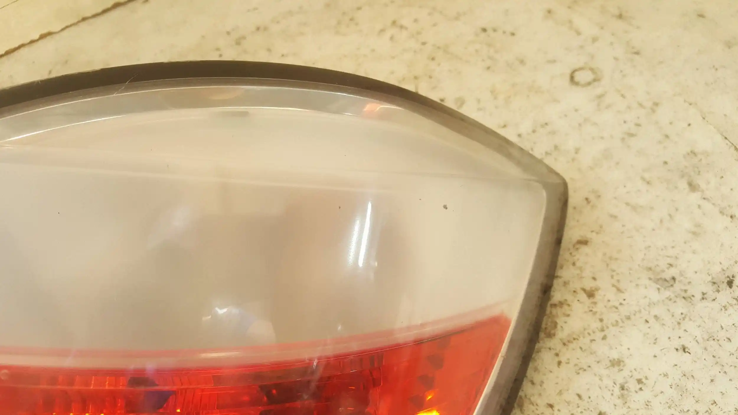 LAMPA PRAWY TYŁ TYLNA OPEL ASTRA H III 3D 04-