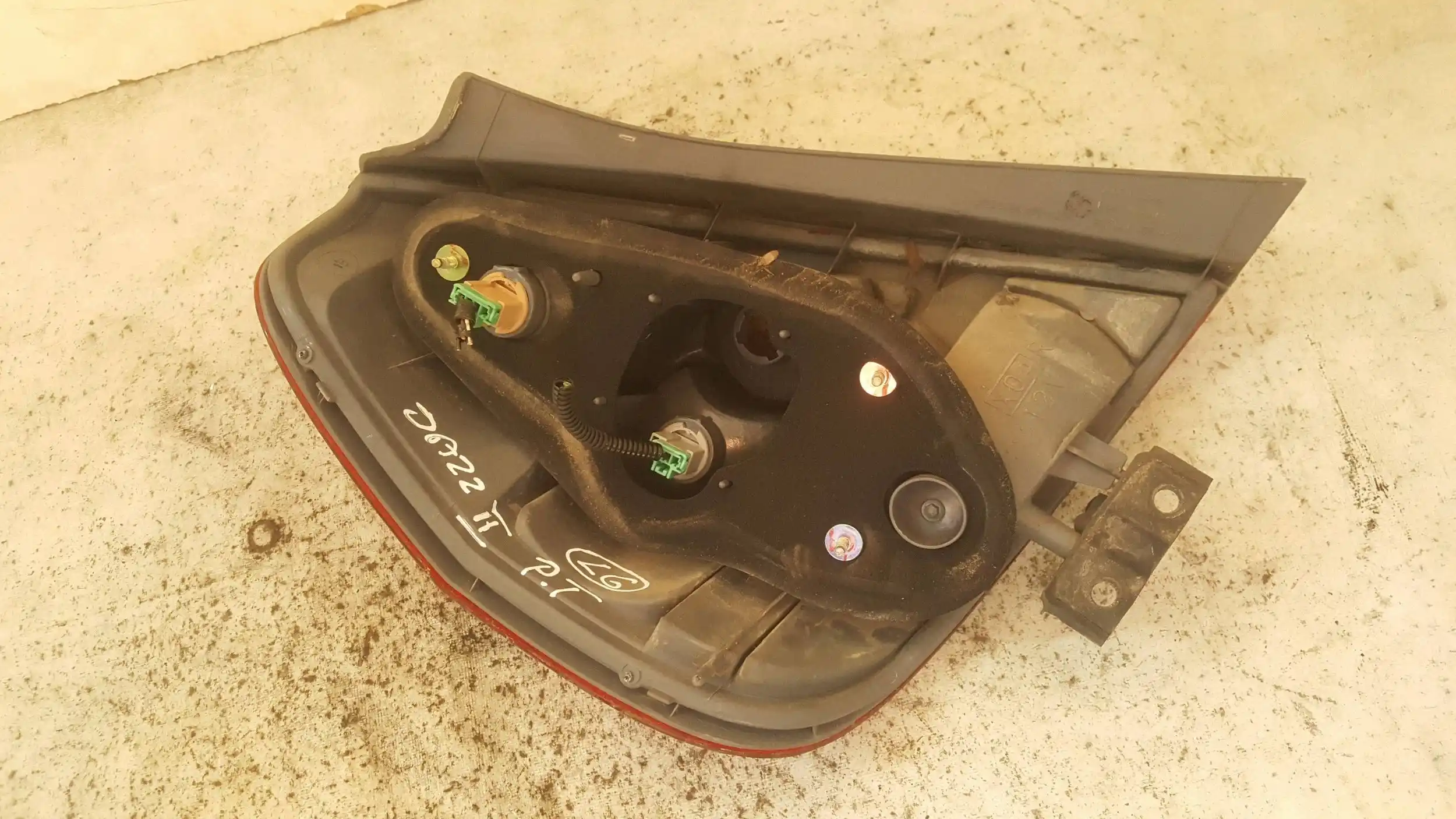 LAMPA LEWY TYŁ TYLNA HONDA JAZZ II 02-