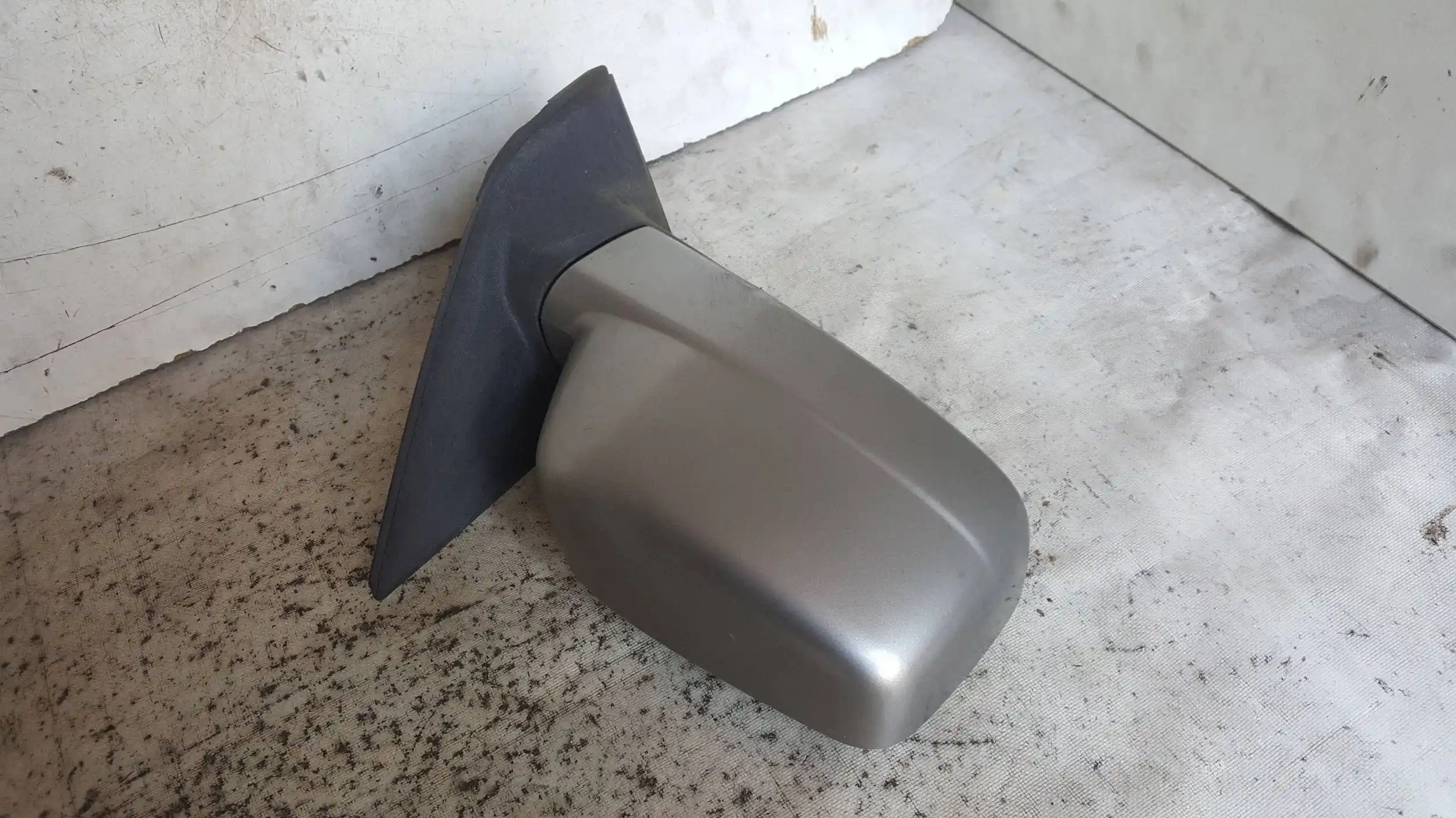 LUSTERKO PRAWE ELEKTRYCZNE 7 PIN NISSAN X TRAIL I T30 01-07 KX4