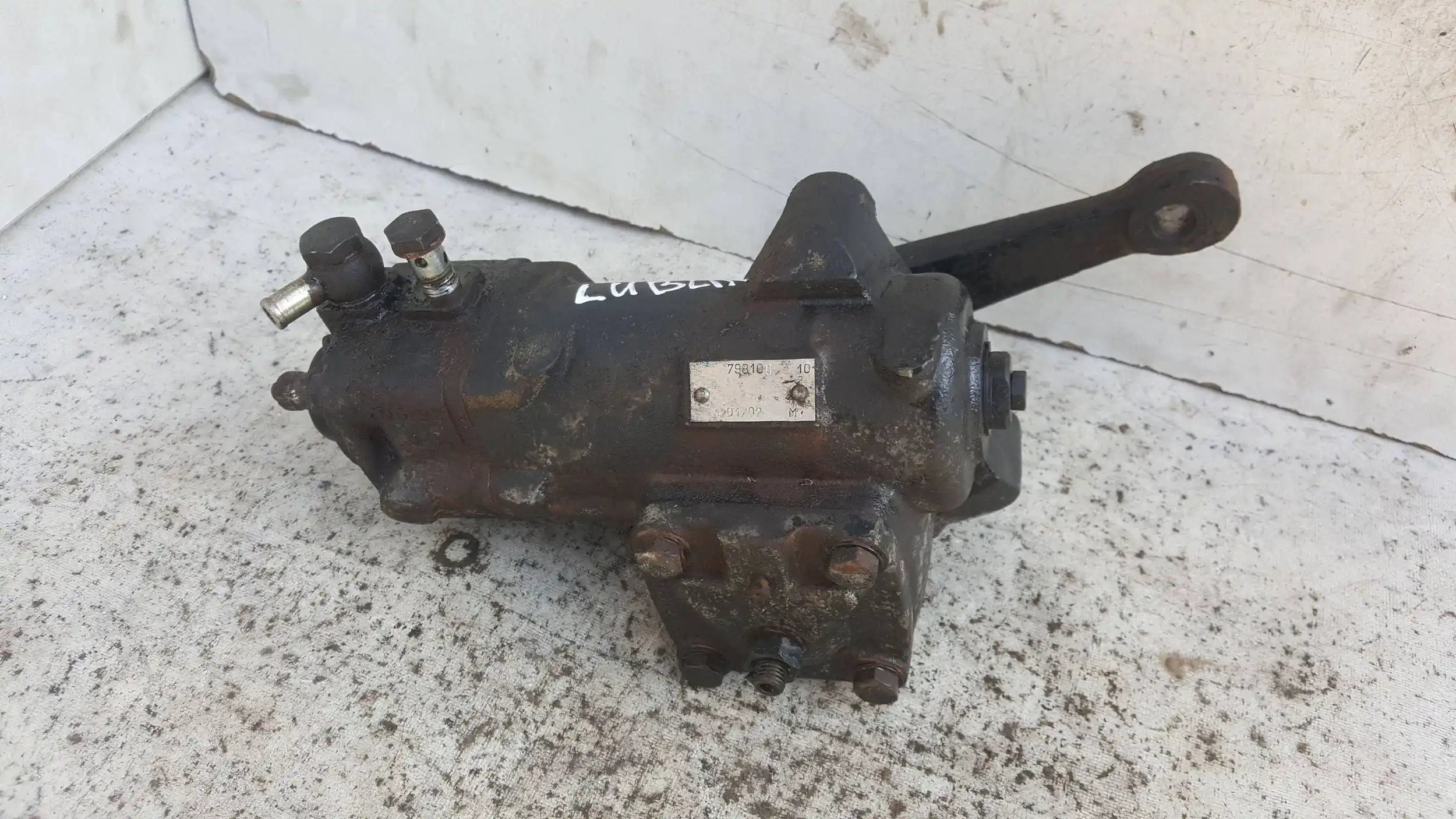 PRZEKŁADNIA KIEROWNICZA ŚLIMAKOWA MAGLOWNICA 798100 DAEWOO LUBLIN 97-