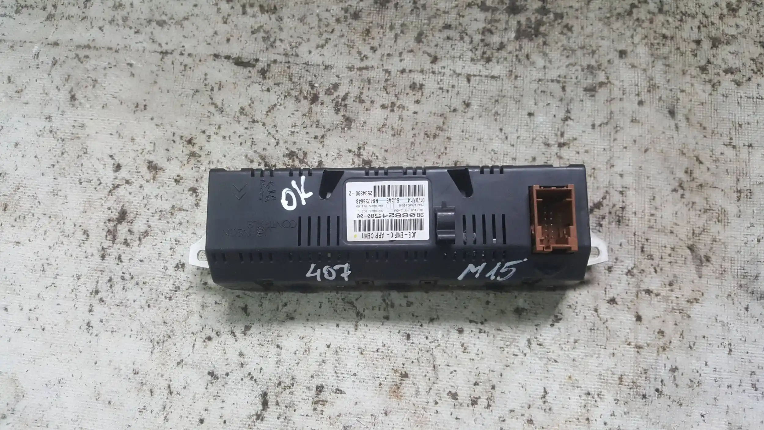 WYŚWIETLACZ ZEGAR 9806824580 PEUGEOT 407