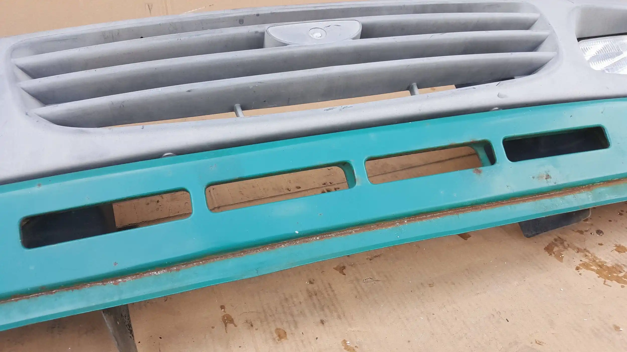 PAS PRZEDNI WZMOCNIENIE GRILL LAMPY DAEWOO LUBLIN 97-