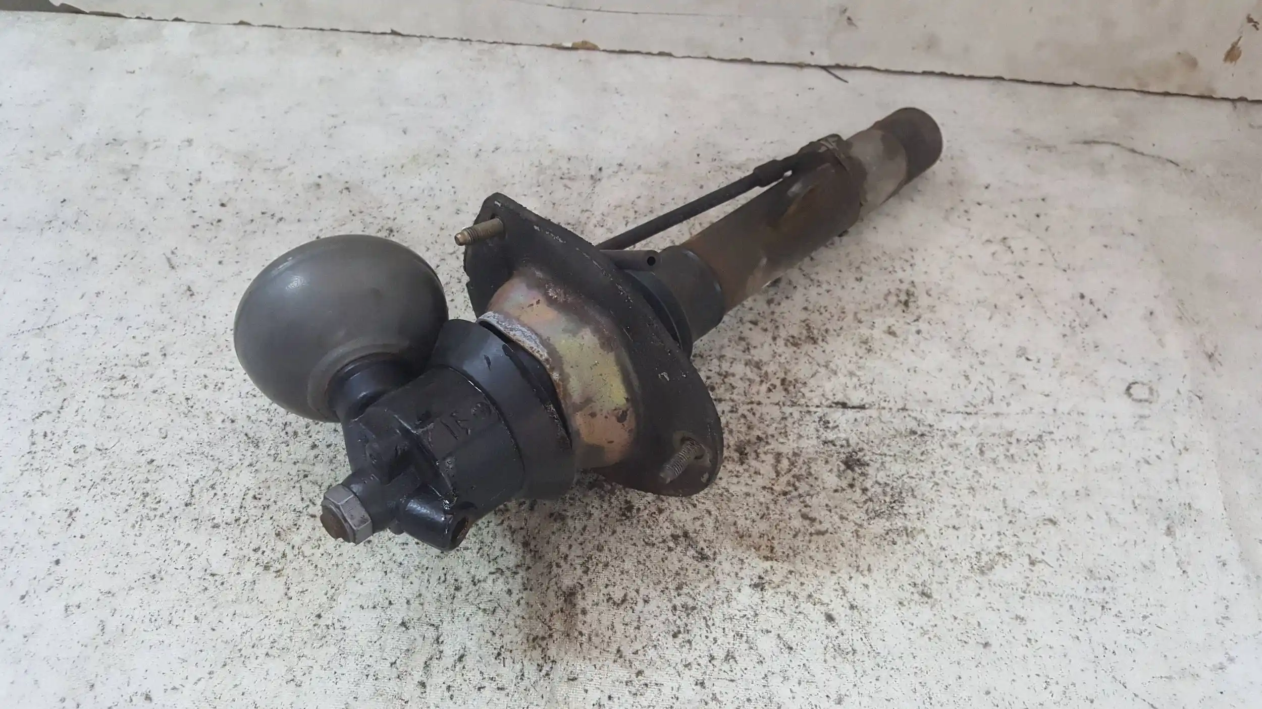 AMORTYZATOR HYDRO HYDRAULICZNY LEWY PRZÓD CITROEN C5 II 04-08