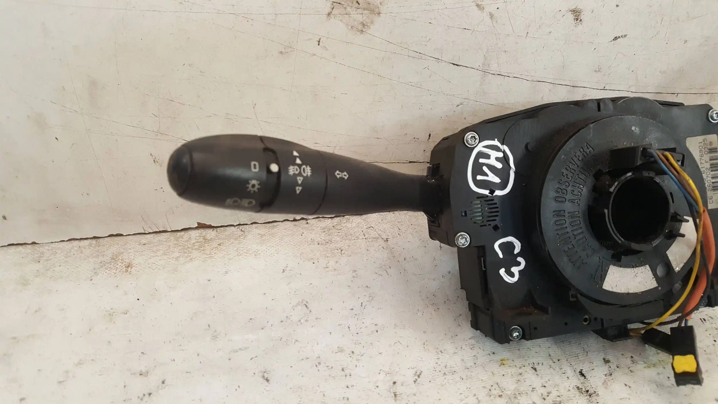 PRZEŁĄCZNIK ZESPOLONY PAJĄK 96474011XT CITROEN C3 02-