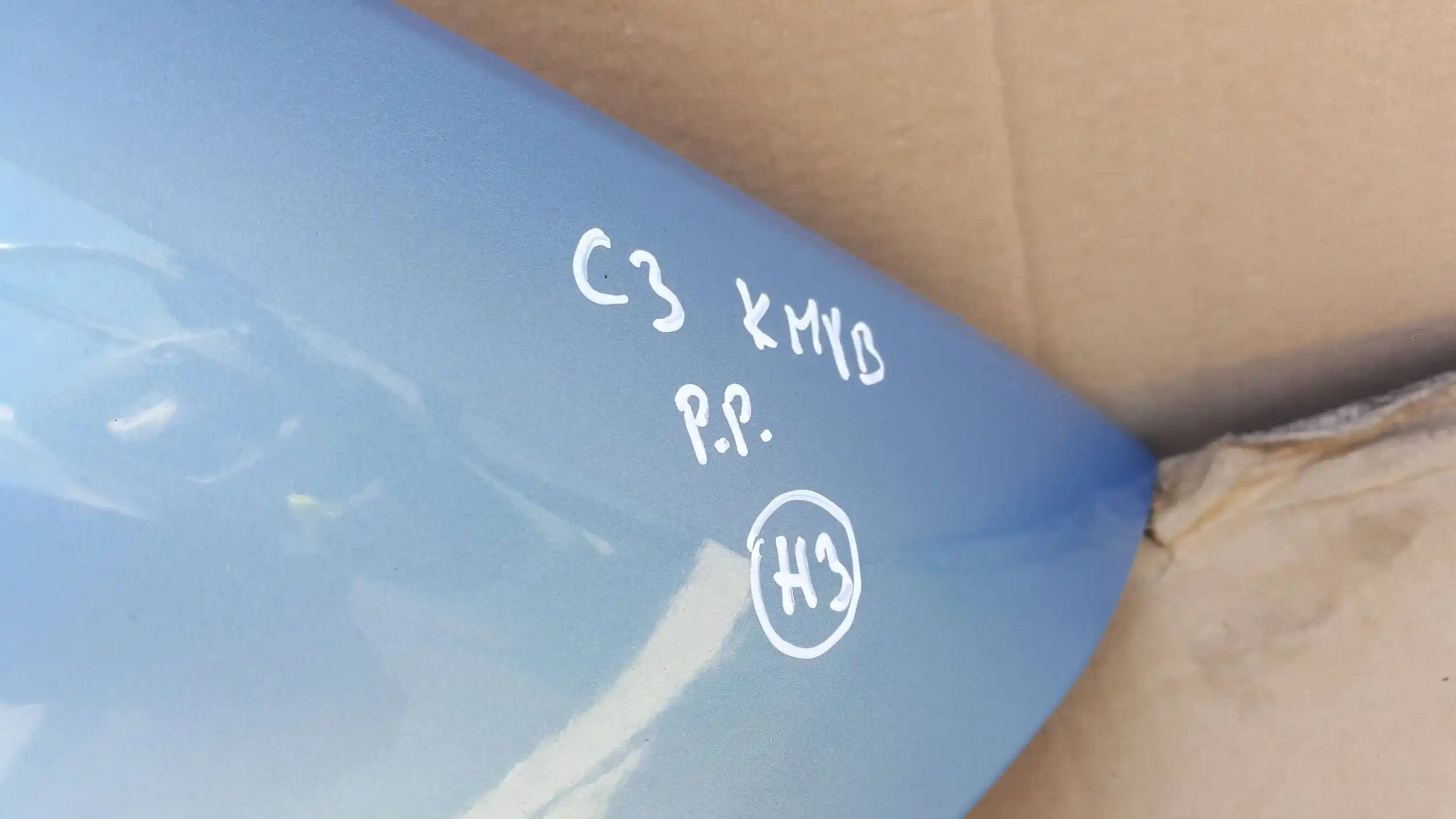 BŁOTNIK PRAWY PRZÓD PRZEDNI CITROEN C3 02-09 KMYB