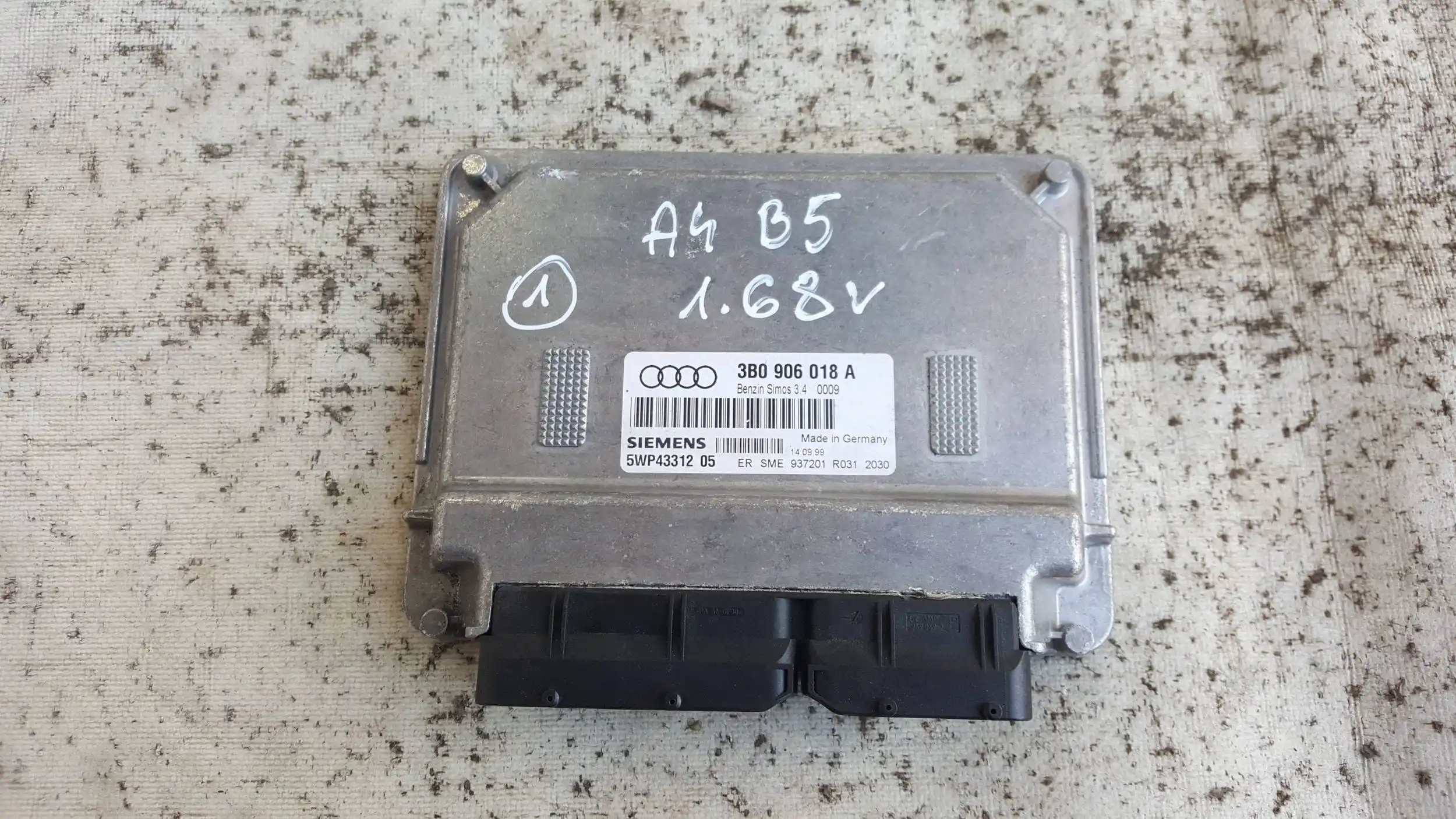 KOMPUTER STROWNIK SILNIKA 3B0906018A 5WP4331205 AUDI A4 B5 1.6 8V 94-