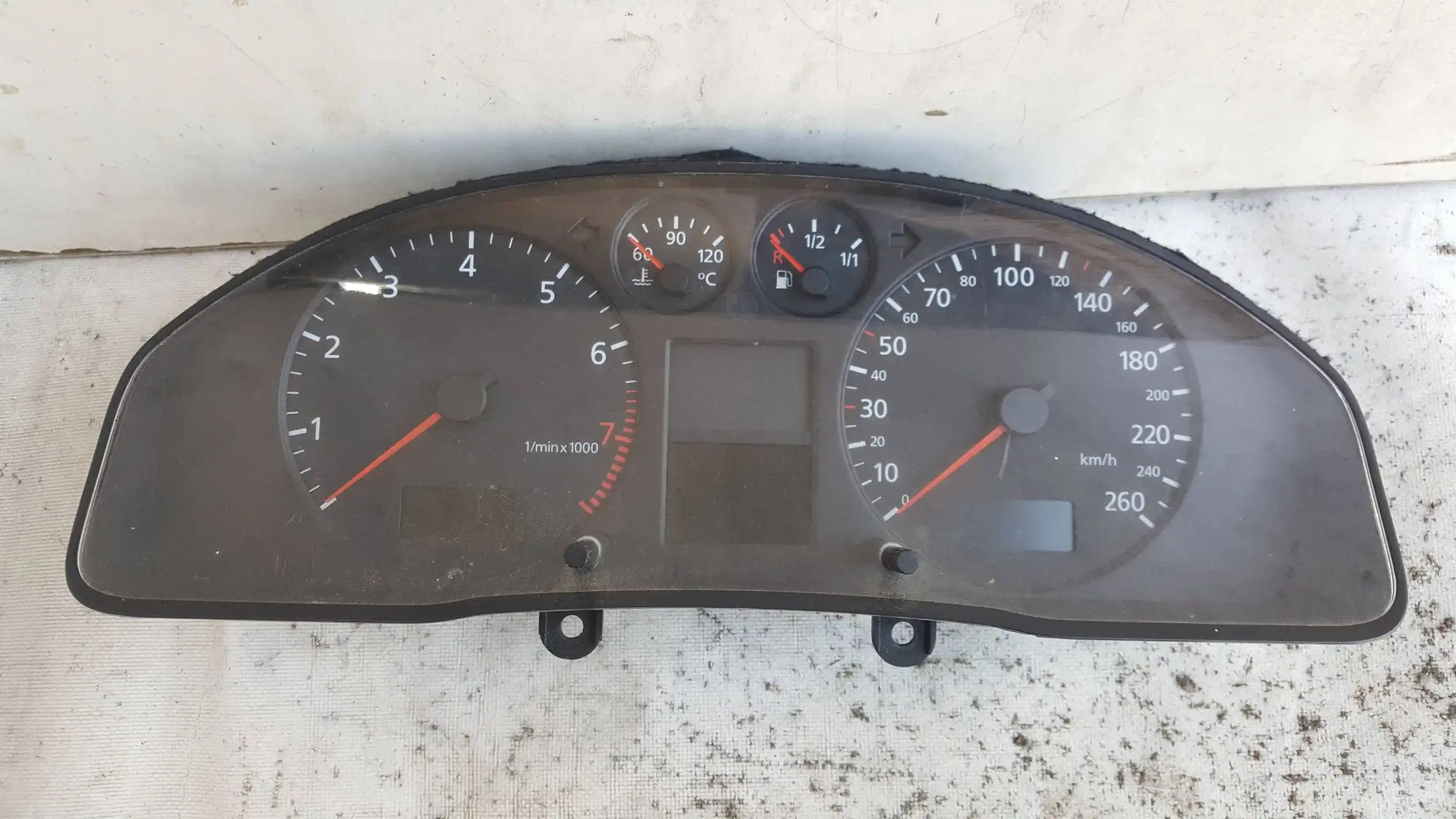 LICZNIK ZEGARY 8D0920900B AUDI A4 B5 94-