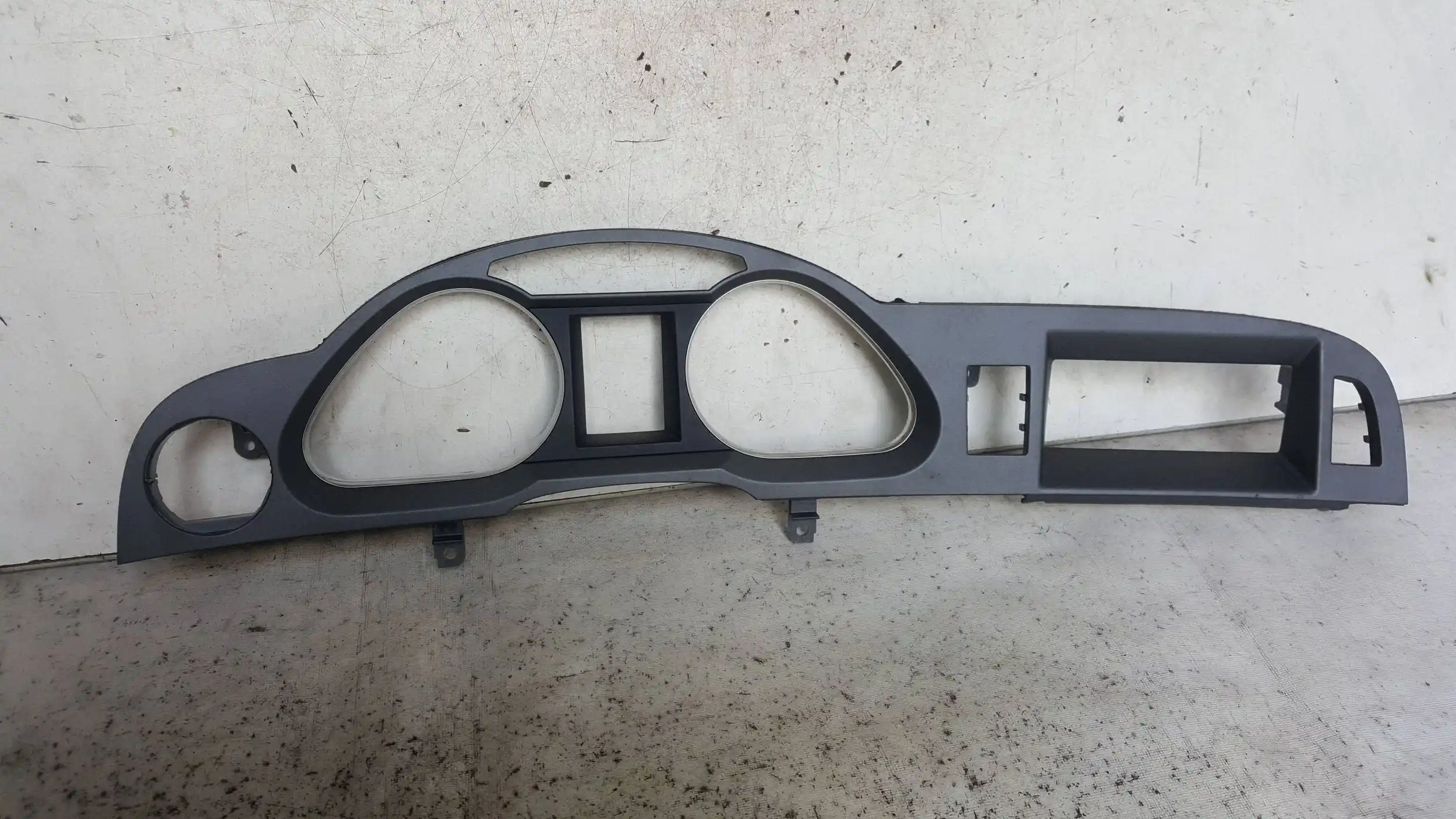 OSŁONA RAMKA OBUDOWA DEKOR LICZNIKA 4F1857115A AUDI A6 C6 04-
