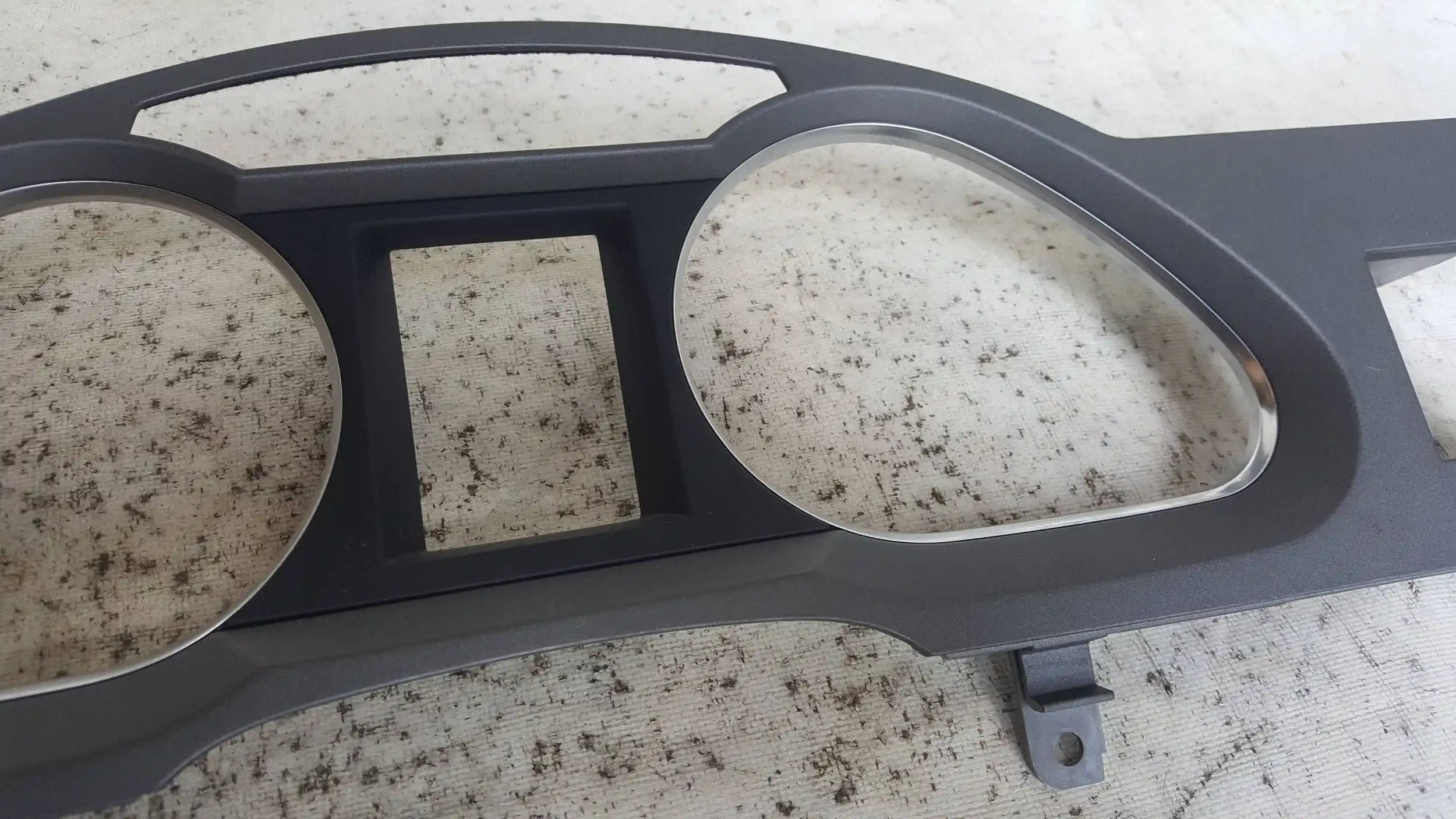 OSŁONA RAMKA OBUDOWA DEKOR LICZNIKA 4F1857115A AUDI A6 C6 04-