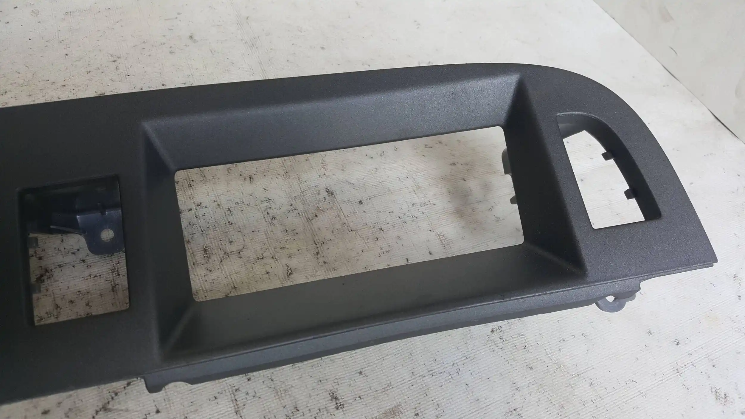 OSŁONA RAMKA OBUDOWA DEKOR LICZNIKA 4F1857115A AUDI A6 C6 04-
