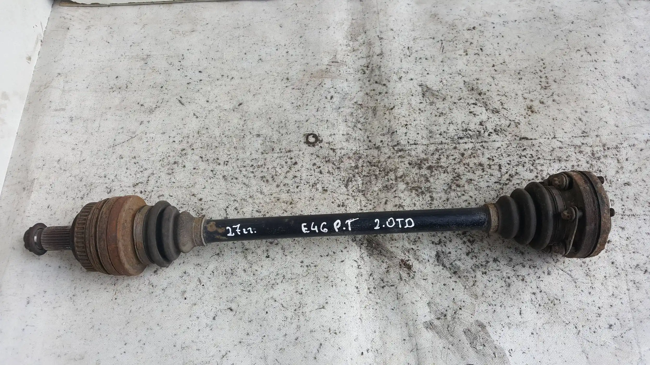 PÓŁOŚ PRAWY TYŁ TYLNA BMW 3 E46 2.0D LIFT 01- 27z