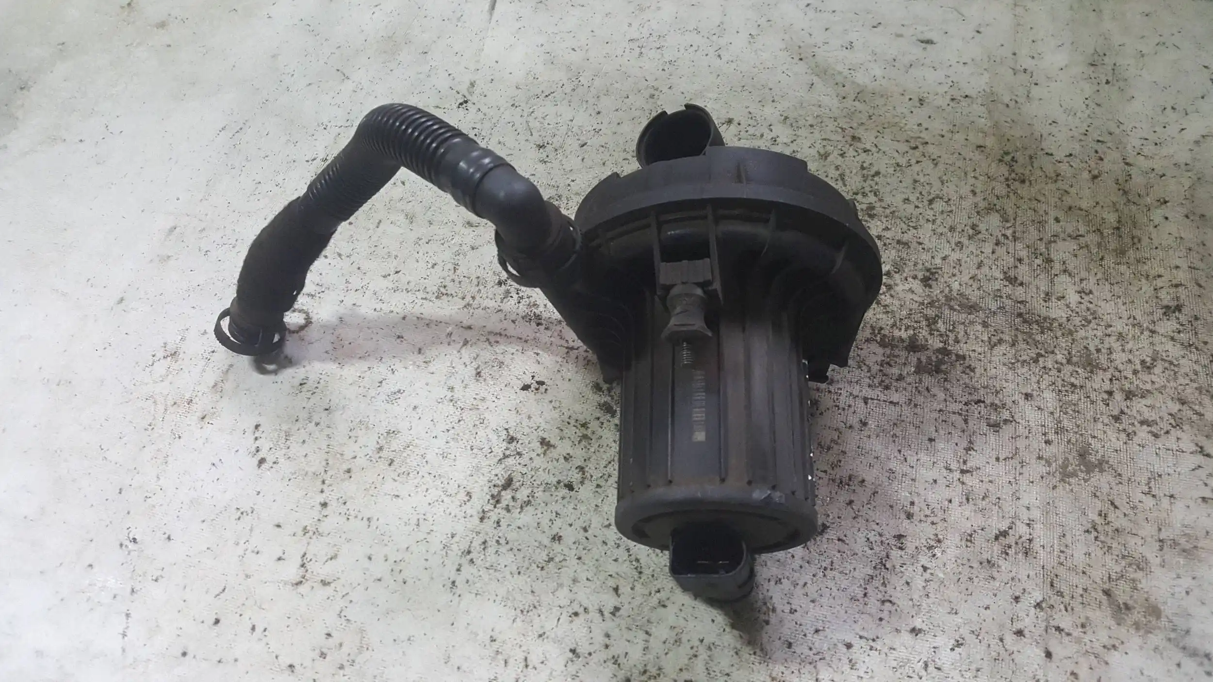 POMPA POWIETRZA WTÓRNEGO 06A959253B AUDI A3 8P 1.6 8V 03- SKODA SEAT VW