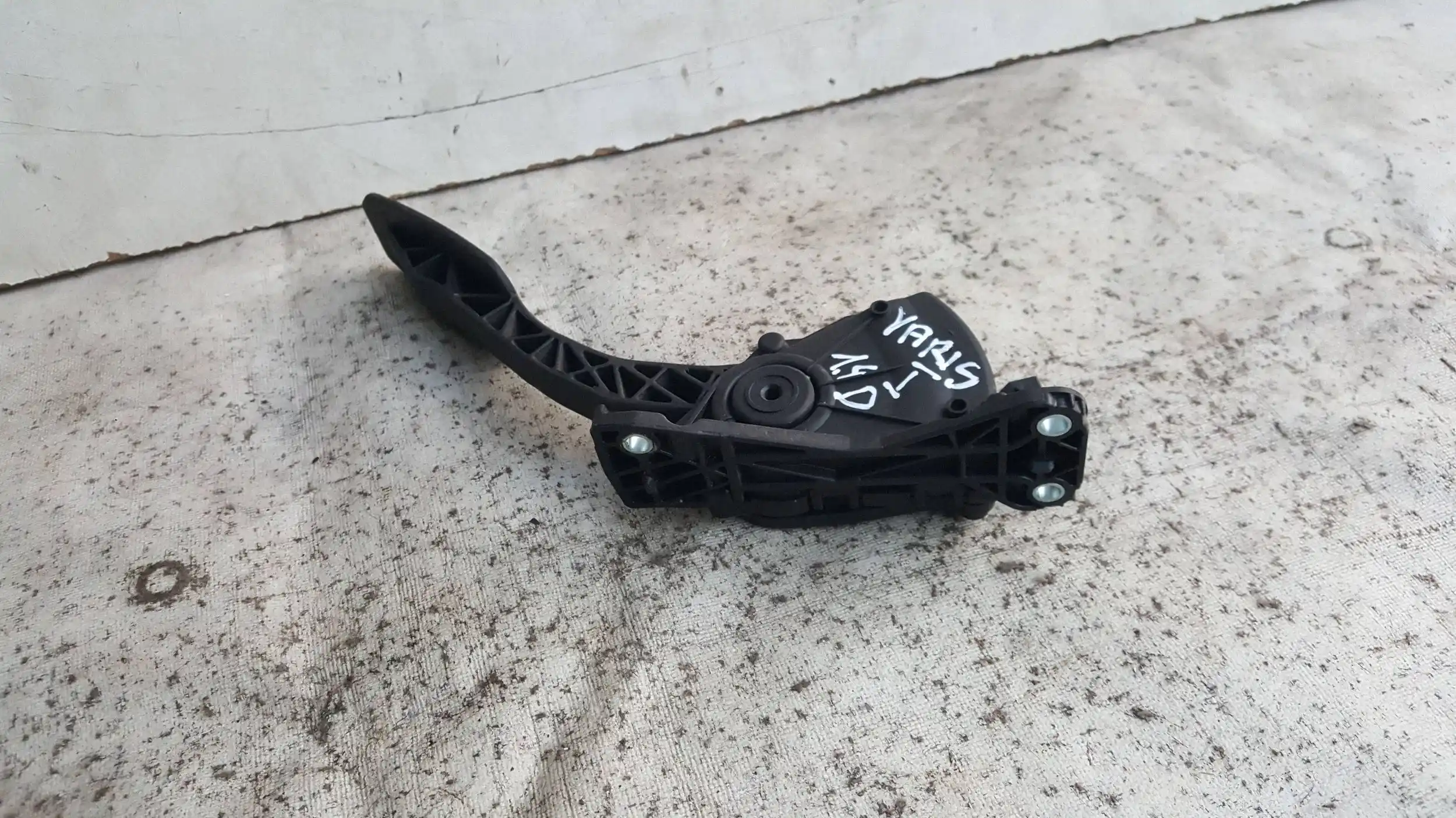 PEDAŁ POTENCJOMETR GAZU 780100D010 TOYOTA YARIS I 1.4 D4D 99-