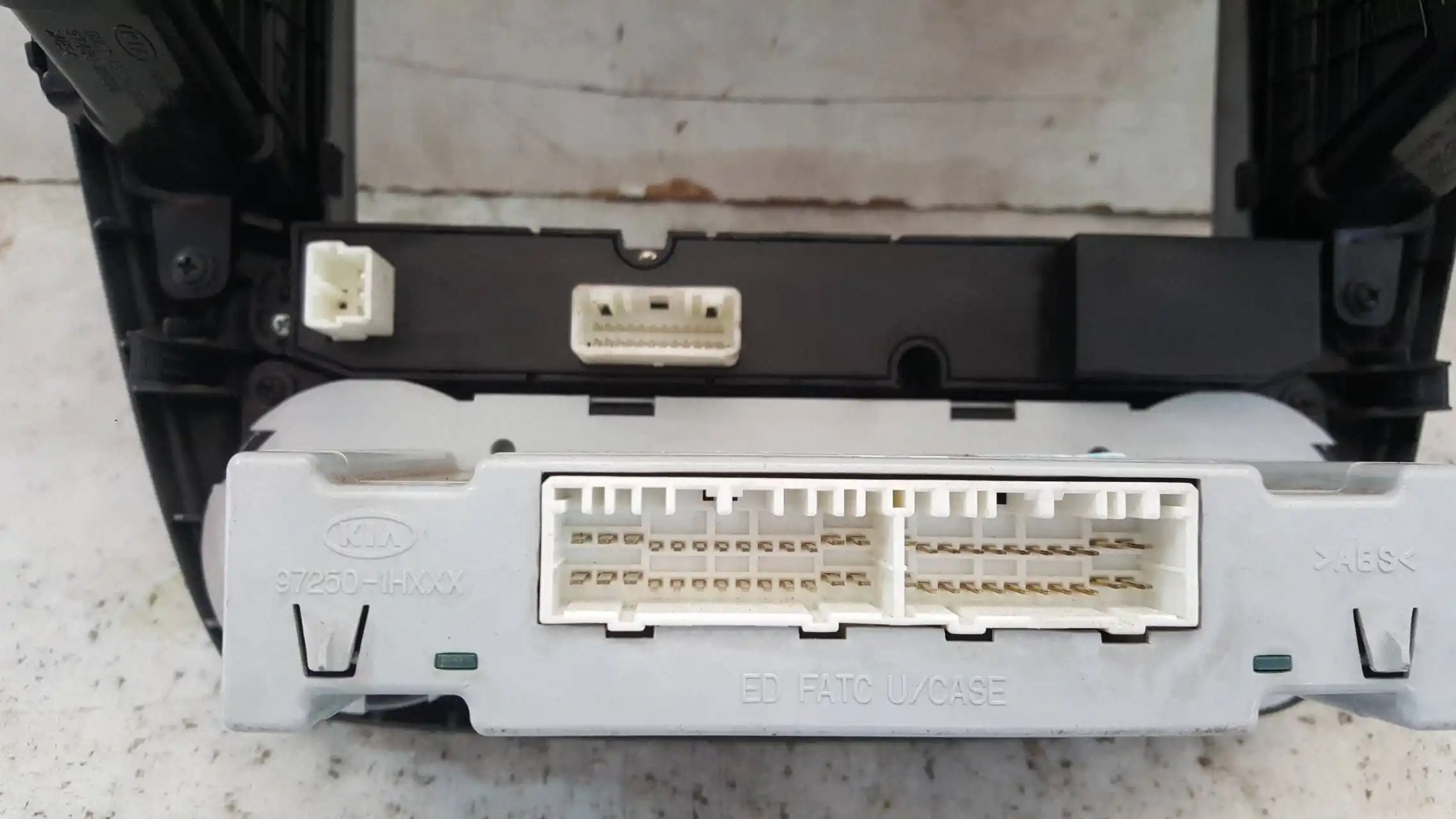 PANEL NAWIEWU KLIMATYZACJI 972501HXXX WYŚWIETLACZ 957101H100 KIA CEED I 06-
