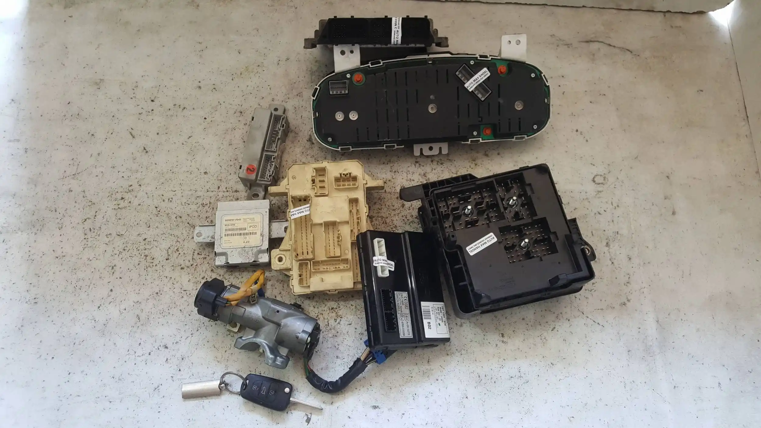 KOMPUTER 0281014861 391022A720 ZESTAW IMMO STARTOWY KIA CEED I 1.6 CRDI 06-