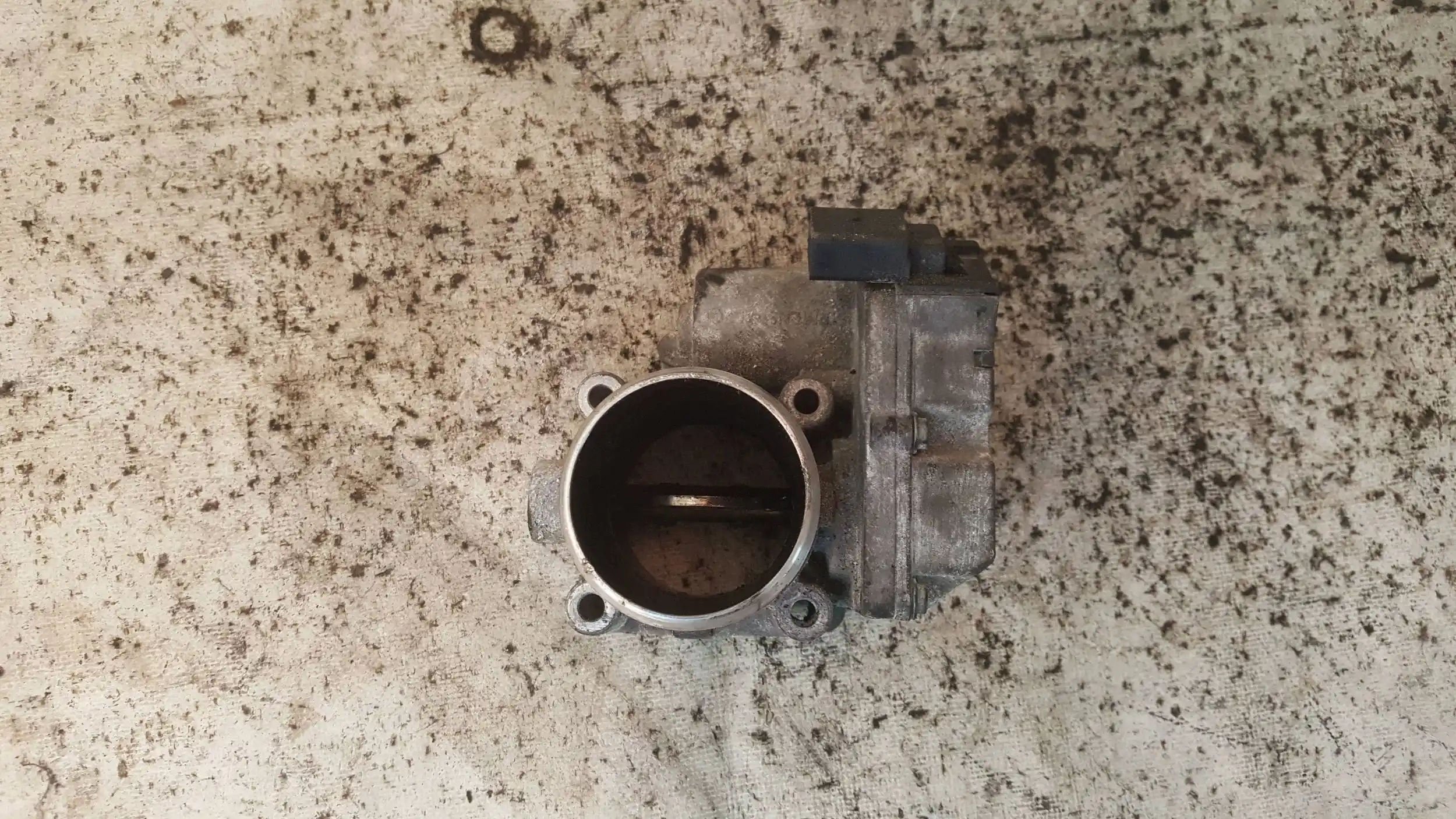 PRZEPUSTNICA 351002A750 5WY9101B KIA CEED I 1.6 CRDI 06-