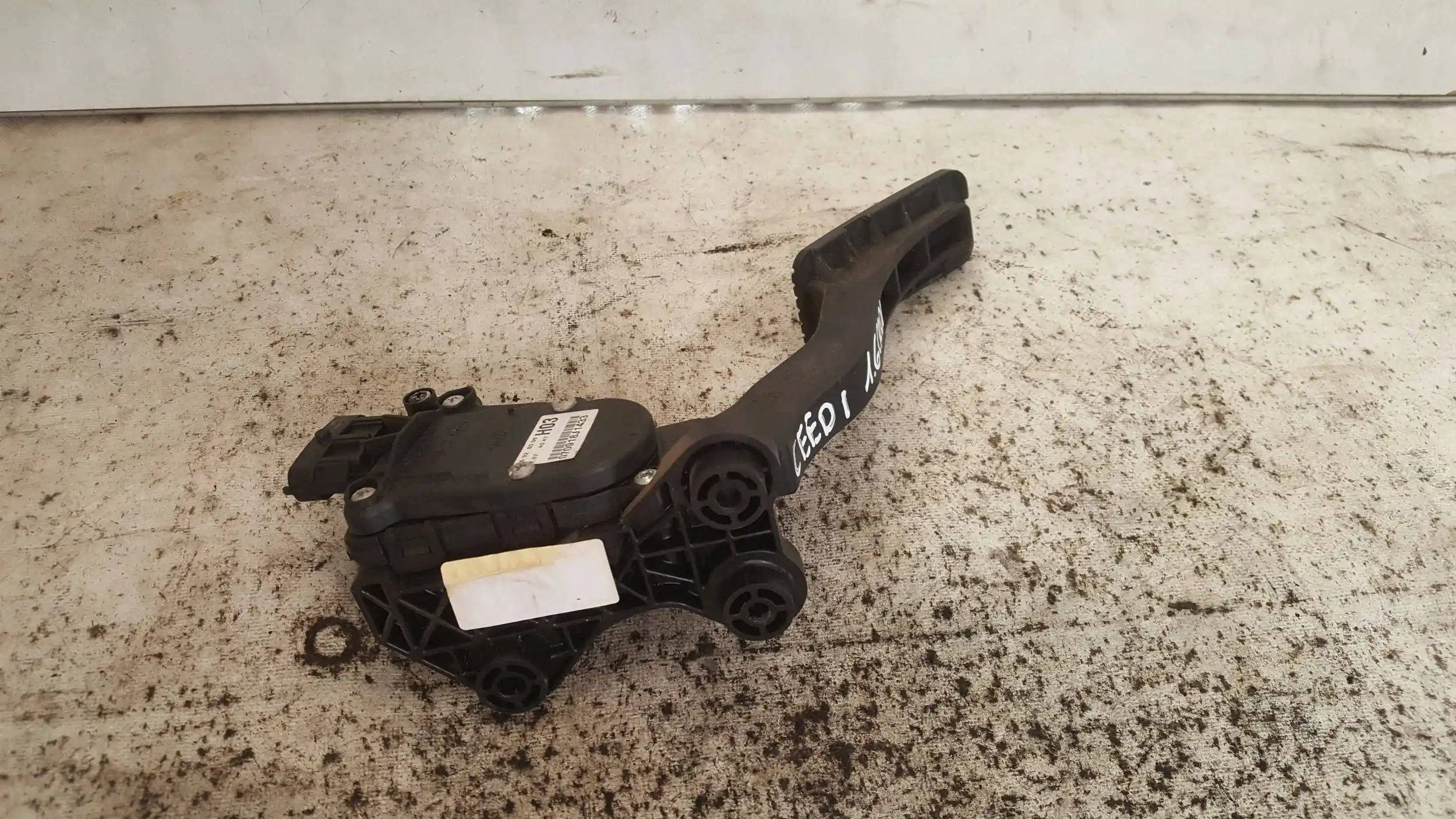 POTENCJOMETR PEDAŁ GAZU KIA CEED I 1.6 CRDI 06-