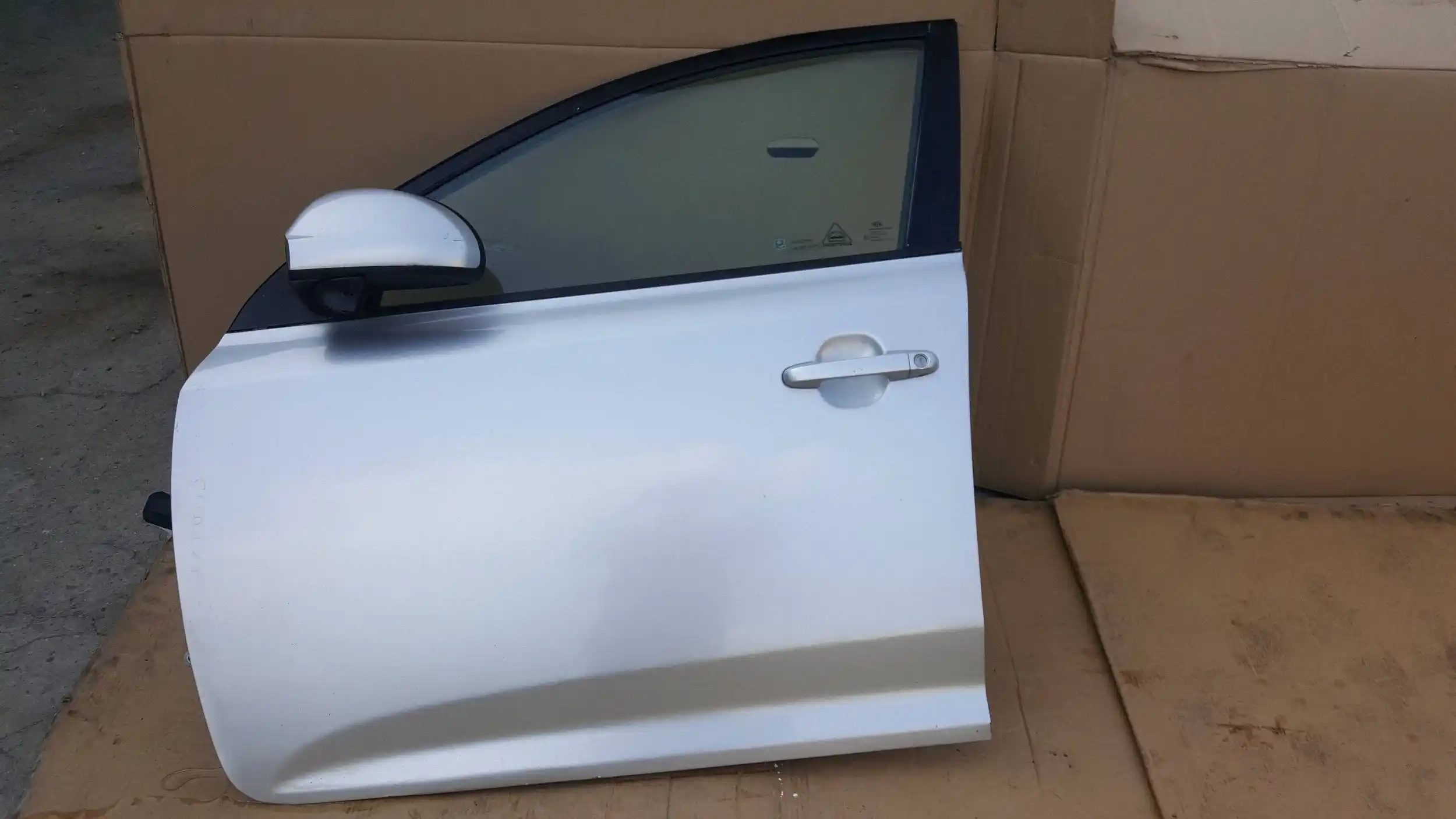 DRZWI LEWY PRZÓD PRZEDNIE KIA CEED I 06- LAK.9S