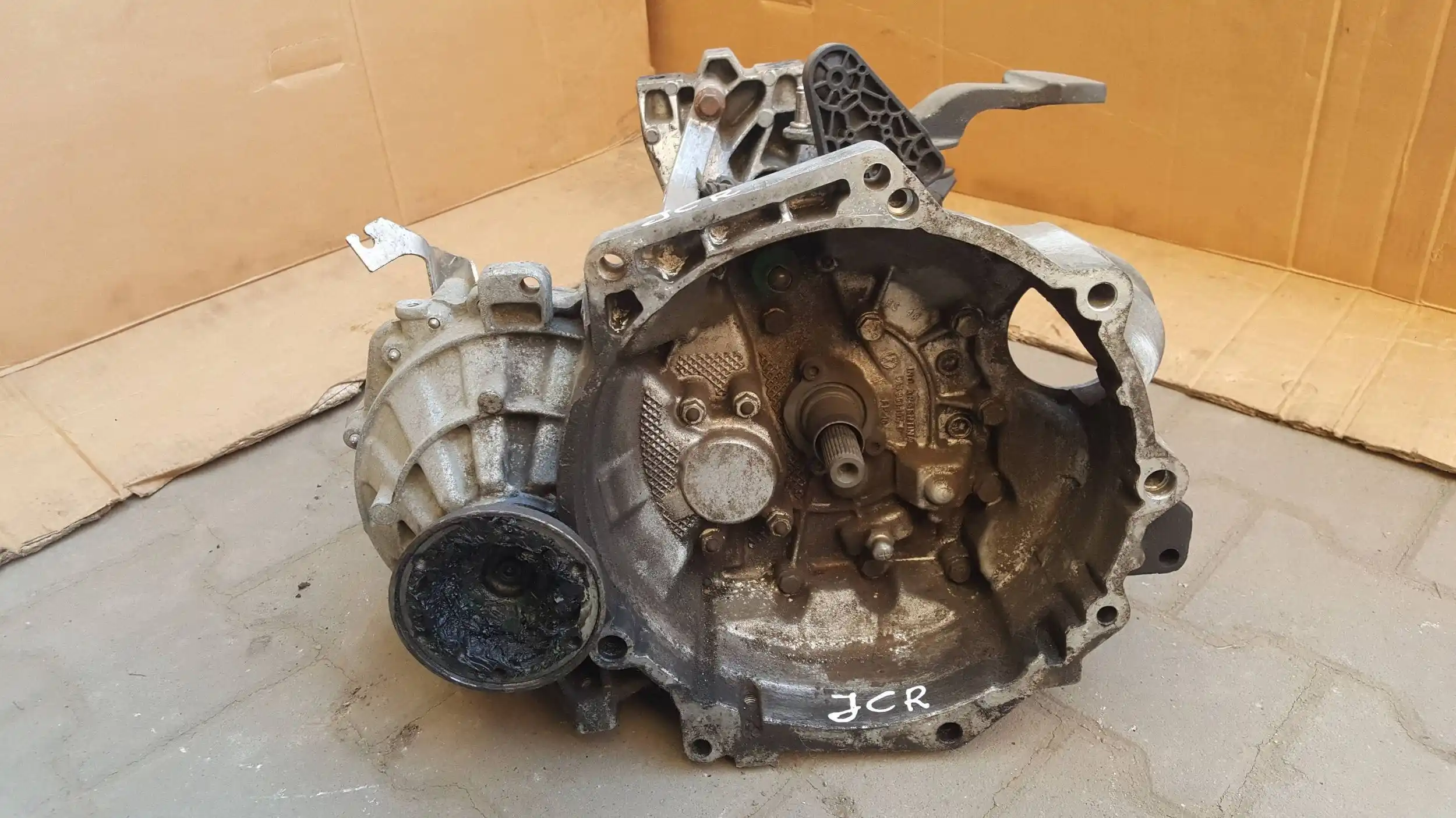 SKRZYNIA BIEGÓW JCR VW GOLF V SKODA AUDI SEAT 1.9 TDI