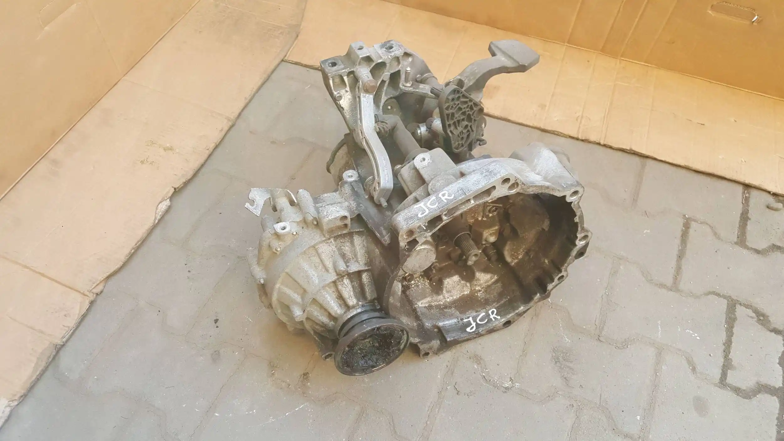 SKRZYNIA BIEGÓW JCR VW GOLF V SKODA AUDI SEAT 1.9 TDI