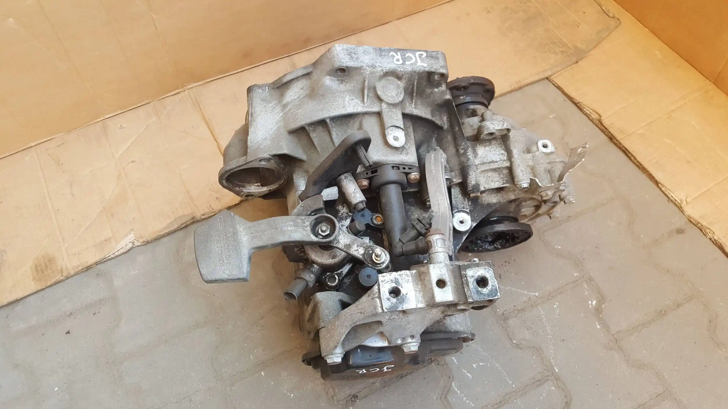 SKRZYNIA BIEGÓW JCR VW GOLF V SKODA AUDI SEAT 1.9 TDI