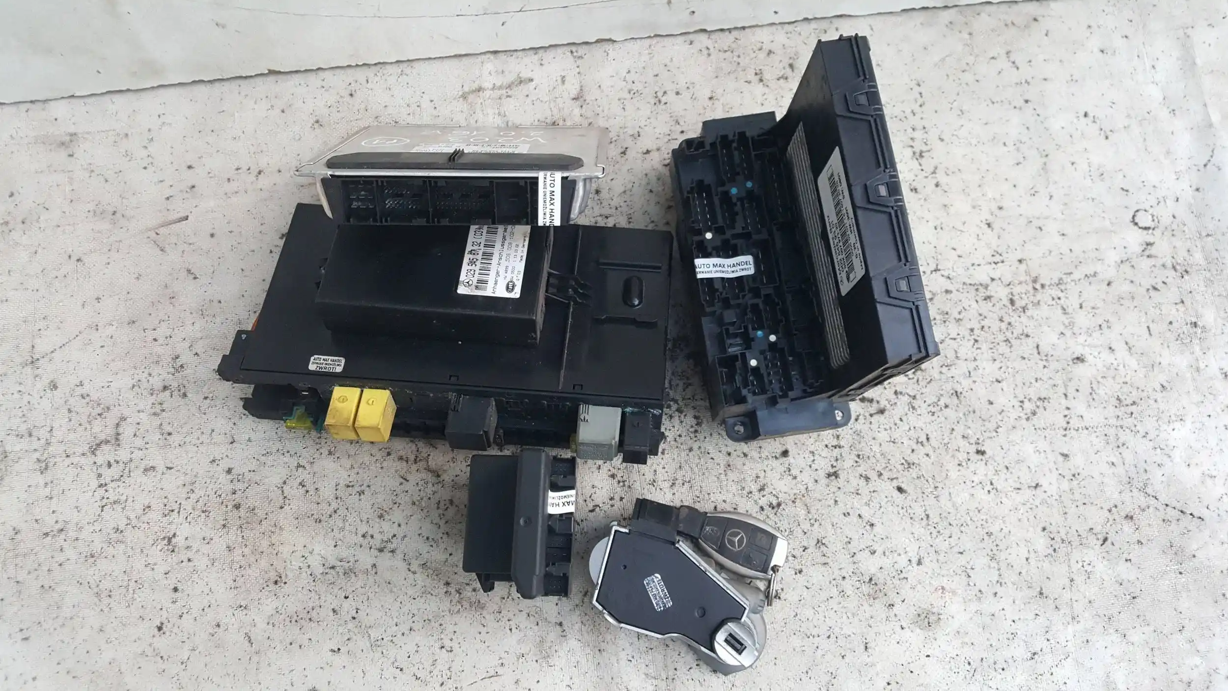 KOMPUTER A1111533479 5WK90419 ZESTAW IMMO MERCEDES C KLASA W203 2.0 16V 00-